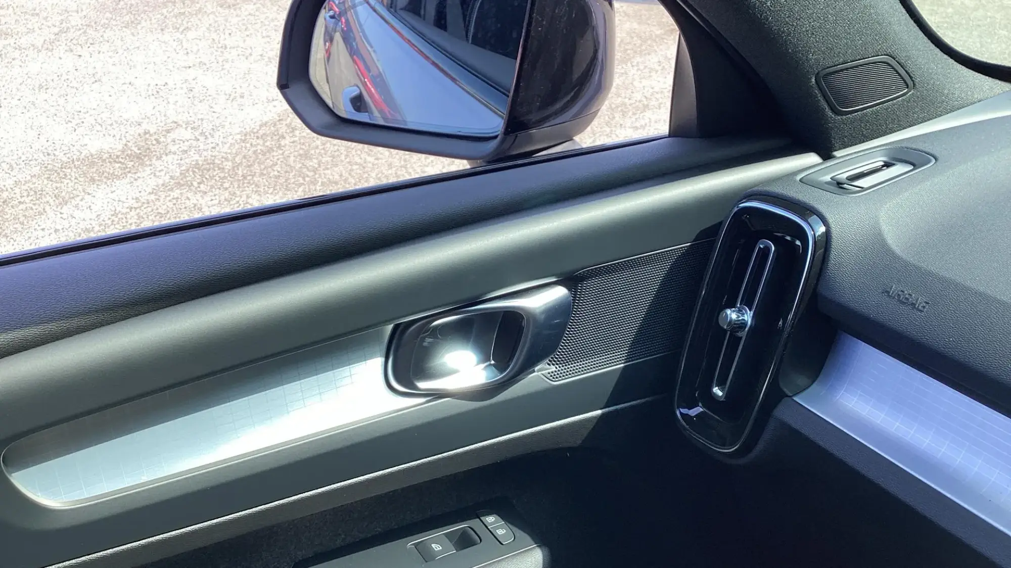 Volvo XC40 Image 25