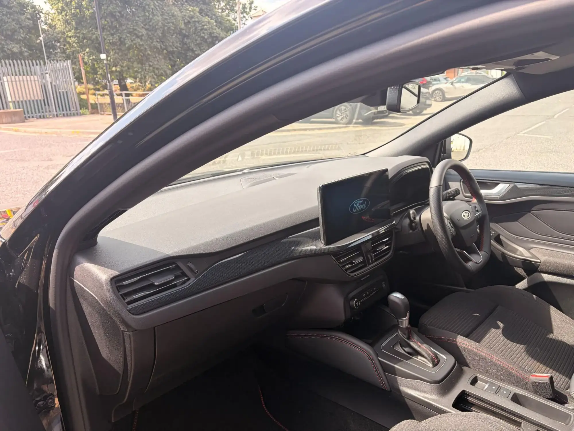 Ford Focus Image 9