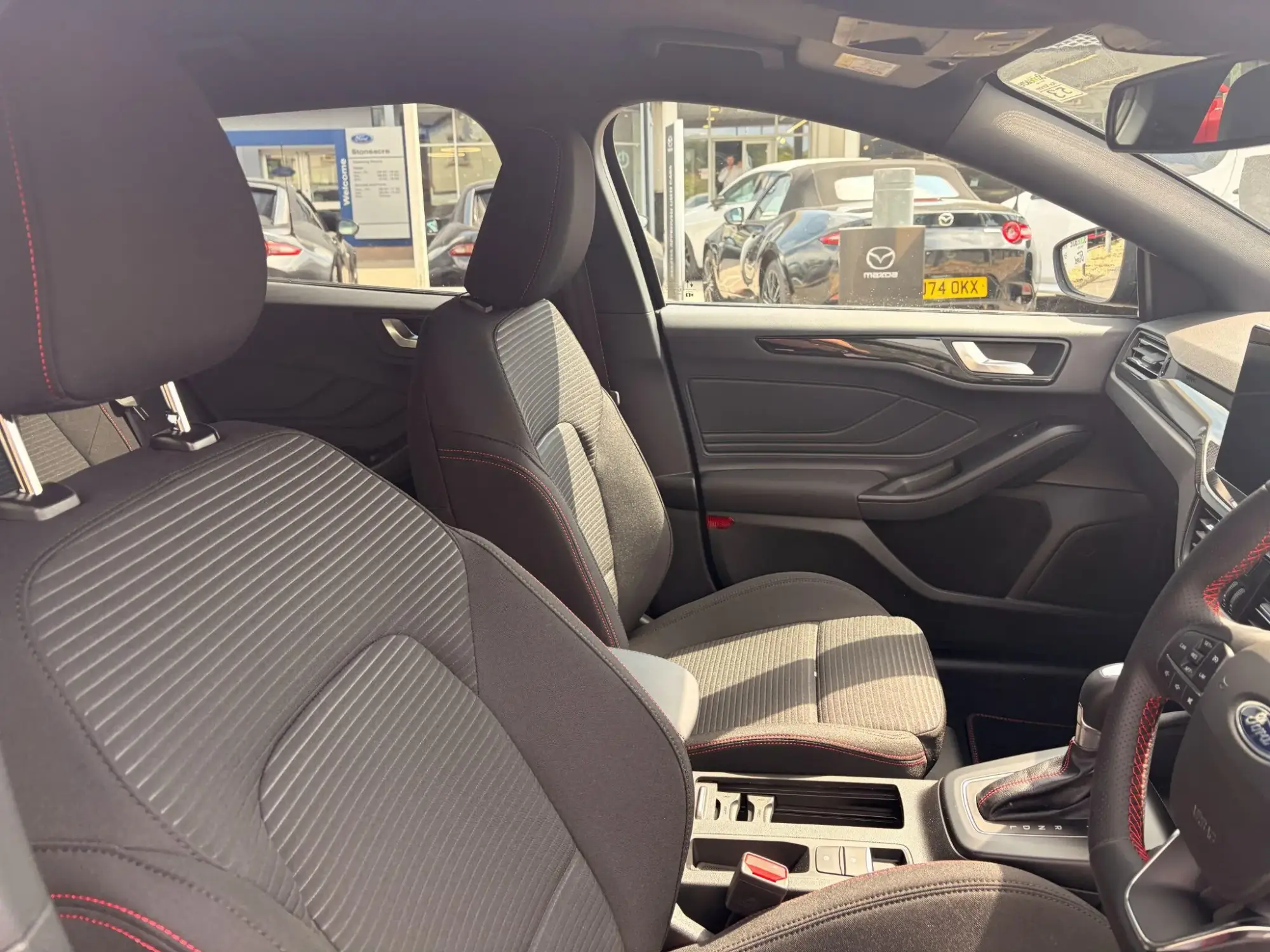 Ford Focus Image 12