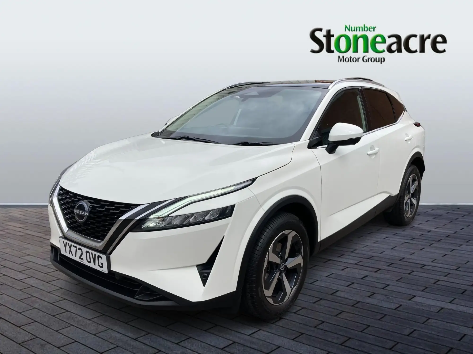 Nissan Qashqai 1.3 DiG-T MH N-Connecta 5dr YX72OVG Image 3