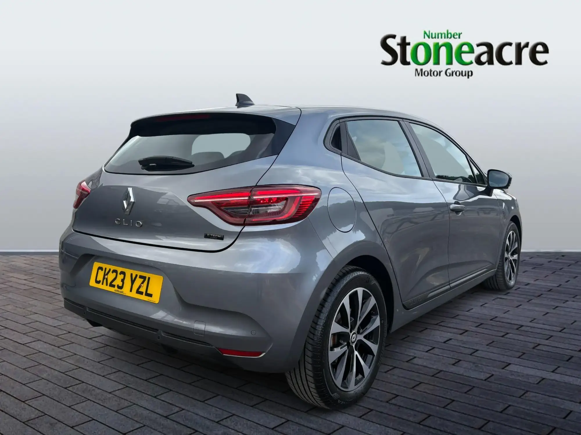 Renault Clio E-Tech Image 3