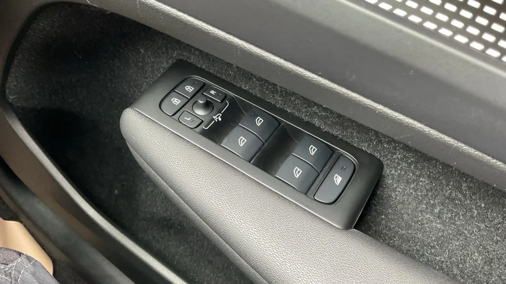 Volvo XC40 Image 24 Volvo XC40 Image 24
