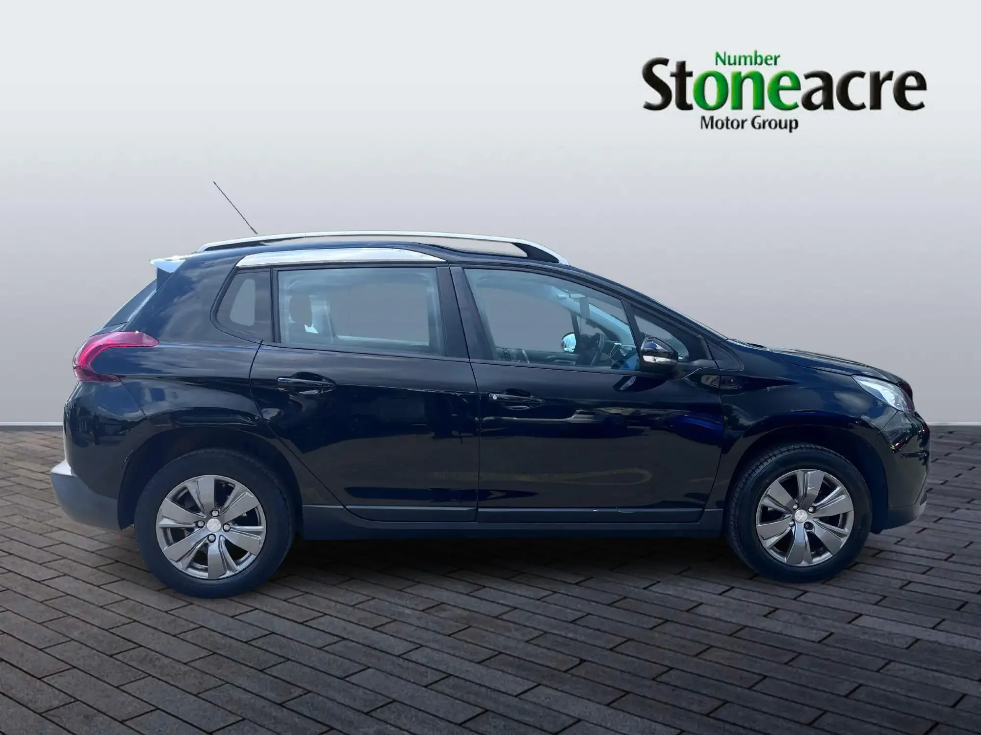 Peugeot 2008 1.2 PureTech Active 5dr BP67GJG Image 2