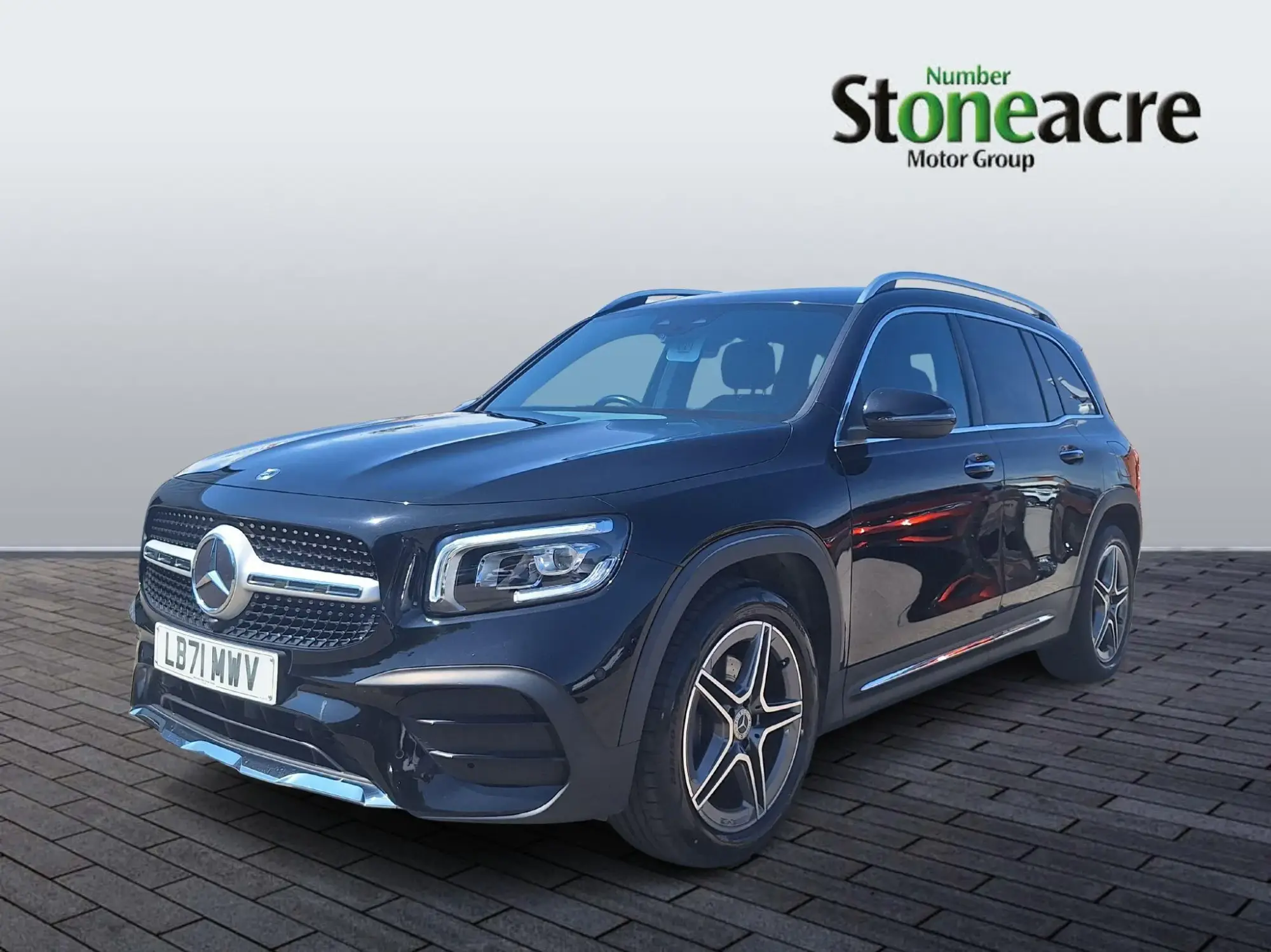 Mercedes-Benz GLB 1.3 GLB200 AMG Line (Premium) 7G-DCT Euro 6 (s/s) 5dr LB71MWV Image 3