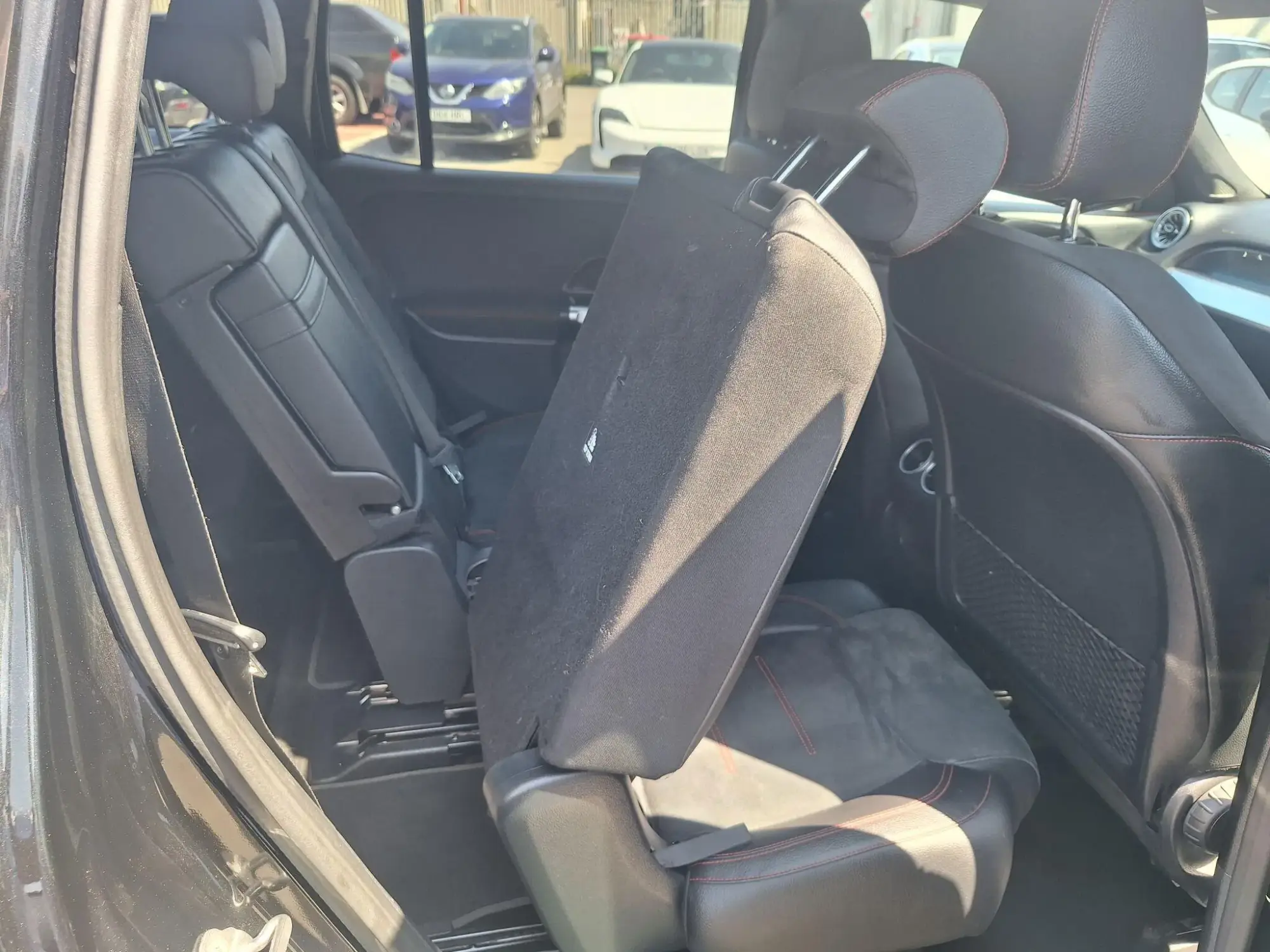 Mercedes-Benz GLB Image 15 Mercedes-Benz GLB Image 15