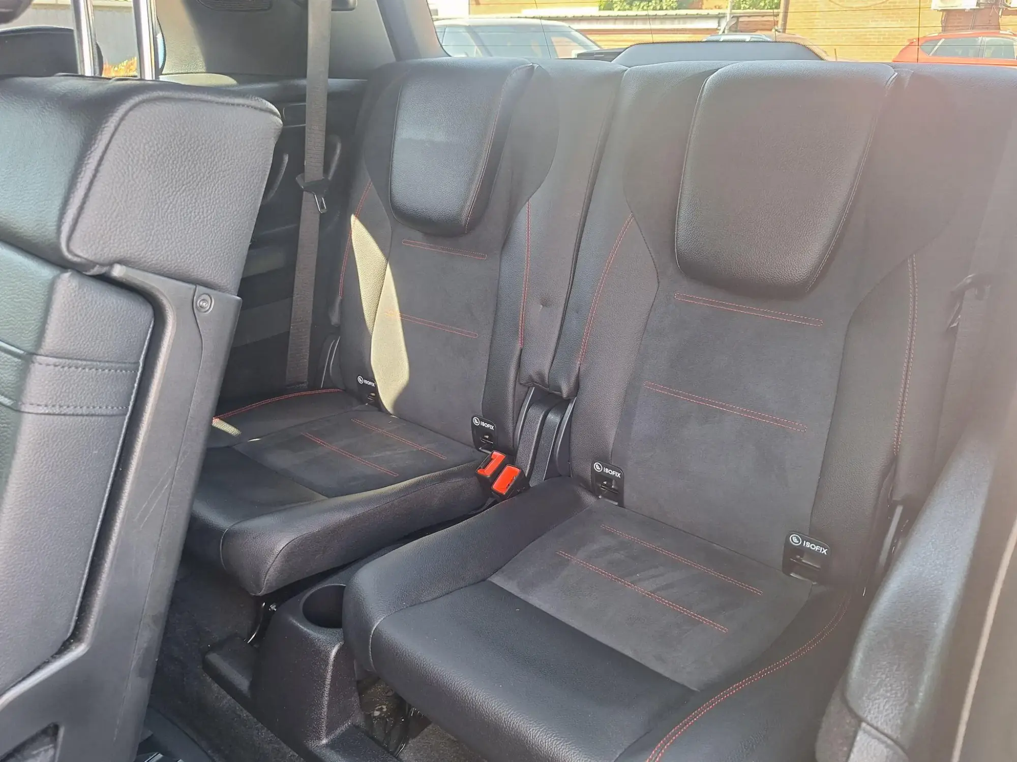 Mercedes-Benz GLB Image 17 Mercedes-Benz GLB Image 17