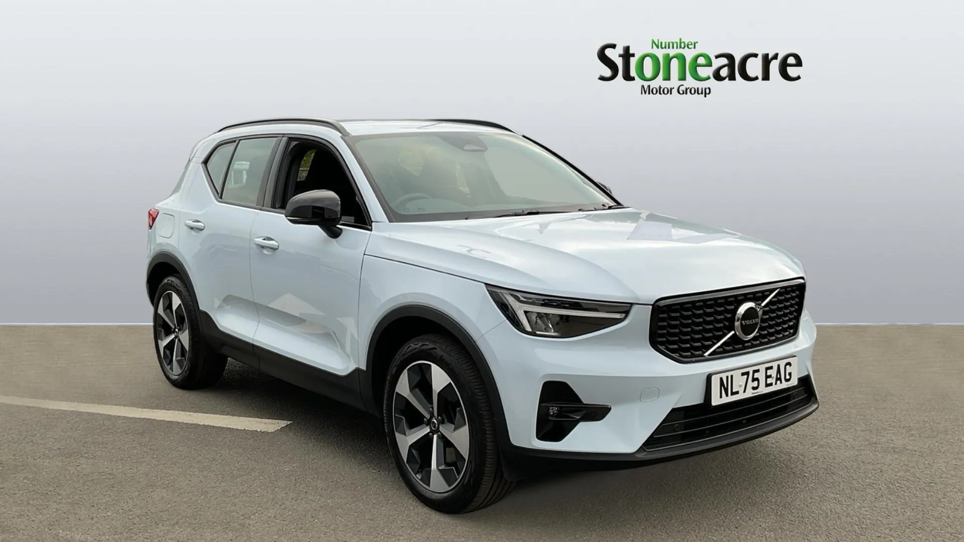 Volvo XC40 dealer public-web source image