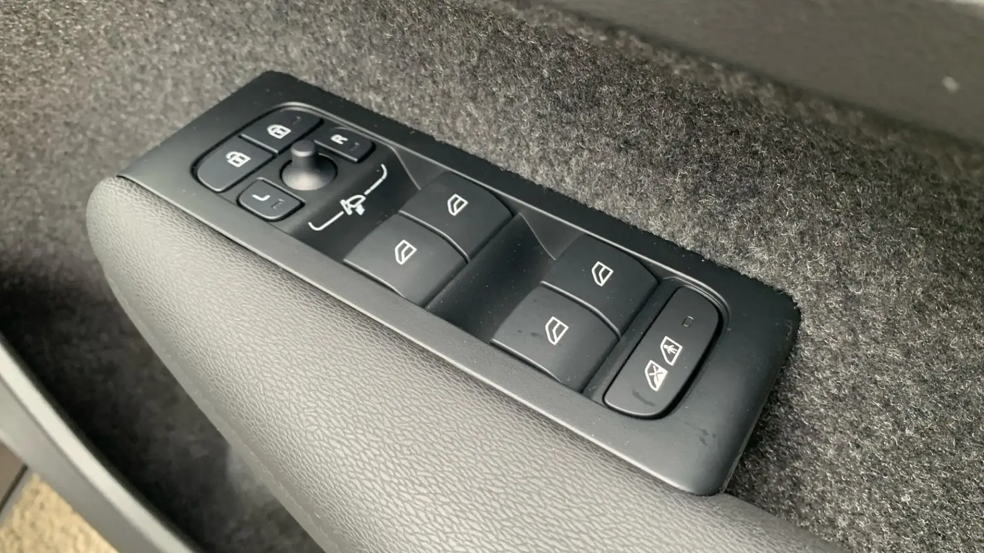 Volvo XC40 Image 24 Volvo XC40 Image 24