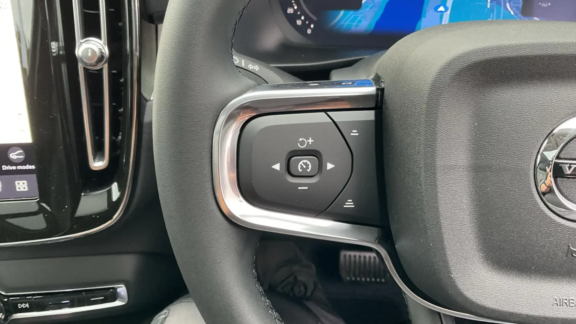 Volvo XC40 Image 21