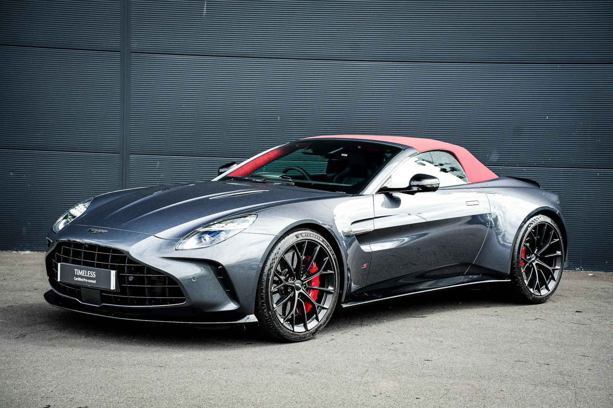 Aston Martin Vantage Image 9 Aston Martin Vantage Image 9