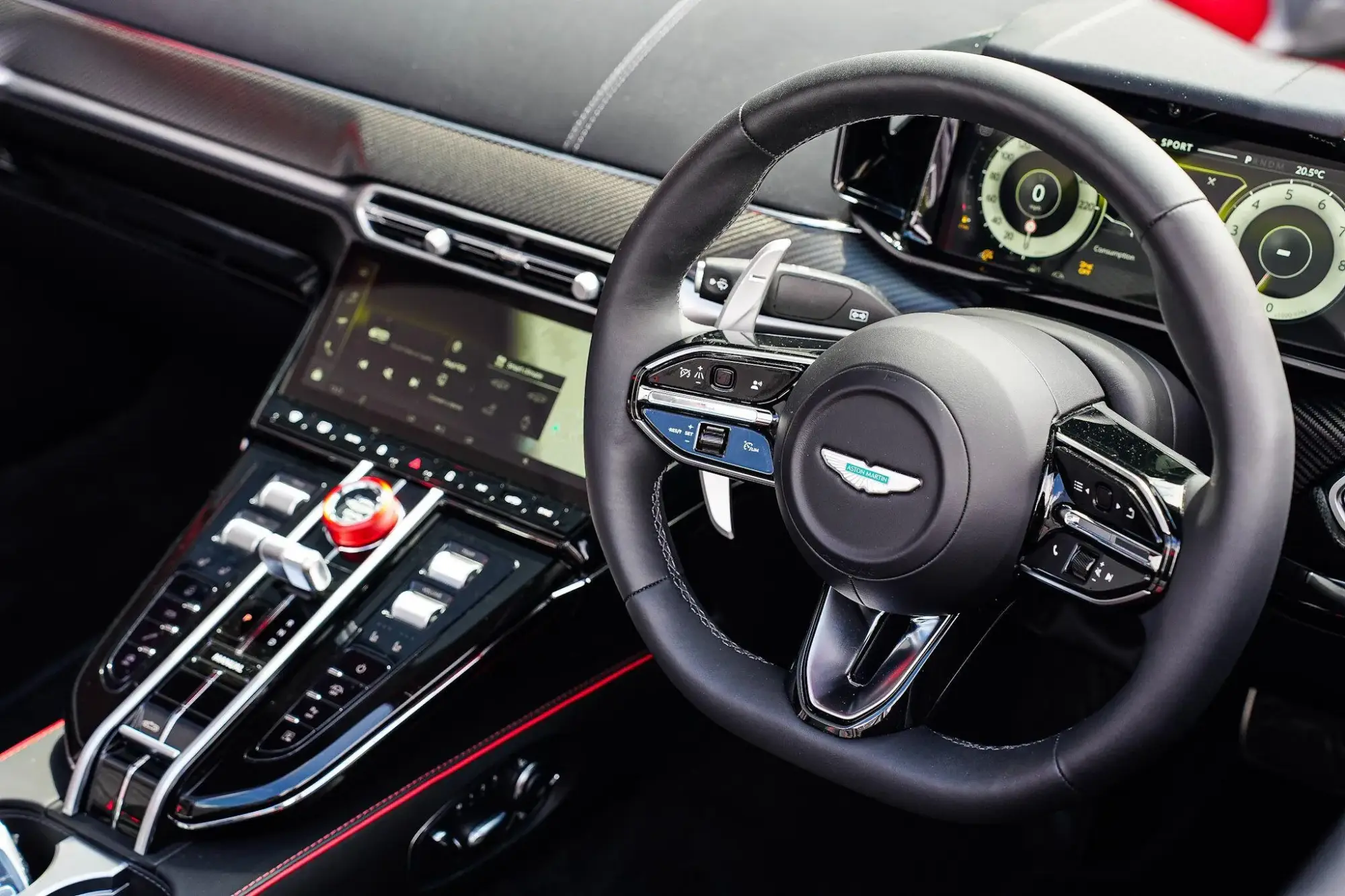 Aston Martin Vantage Image 30 Aston Martin Vantage Image 30