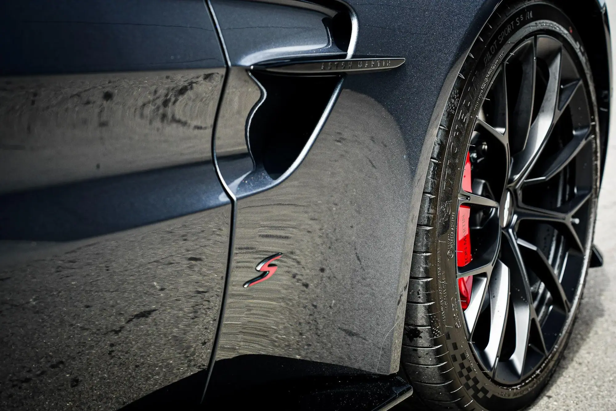 Aston Martin Vantage Image 37 Aston Martin Vantage Image 37