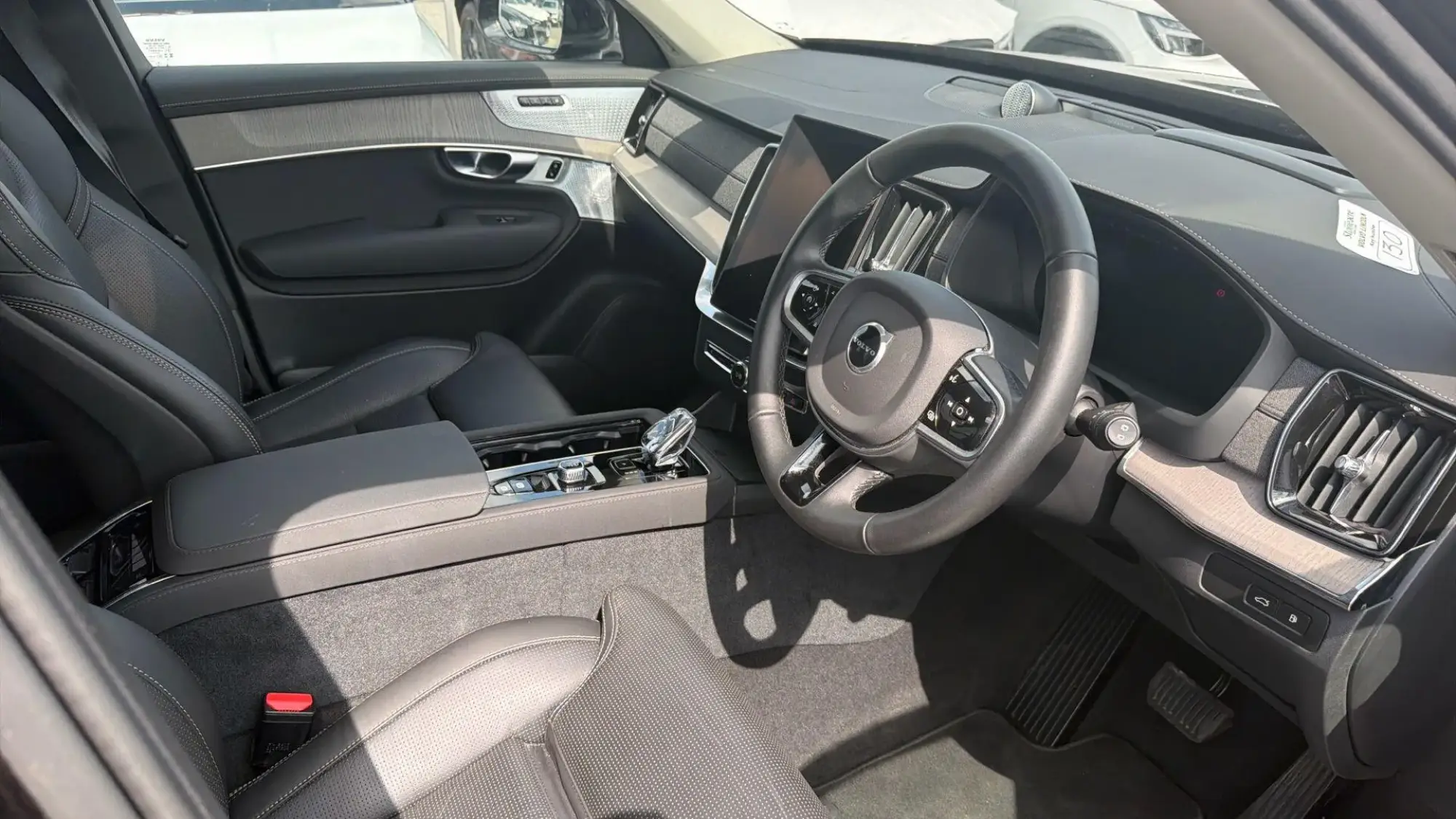 Volvo XC90 Plug-In Hybrid Image 4 Volvo XC90 Plug-In Hybrid Image 4