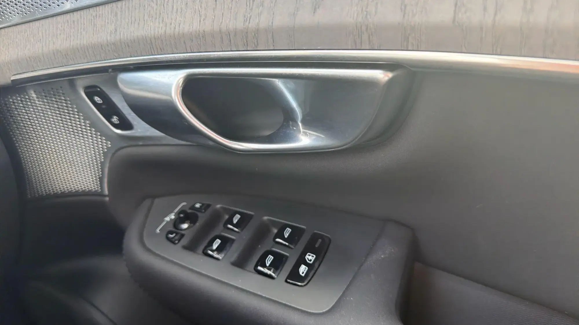 Volvo XC90 Plug-In Hybrid Image 34 Volvo XC90 Plug-In Hybrid Image 34