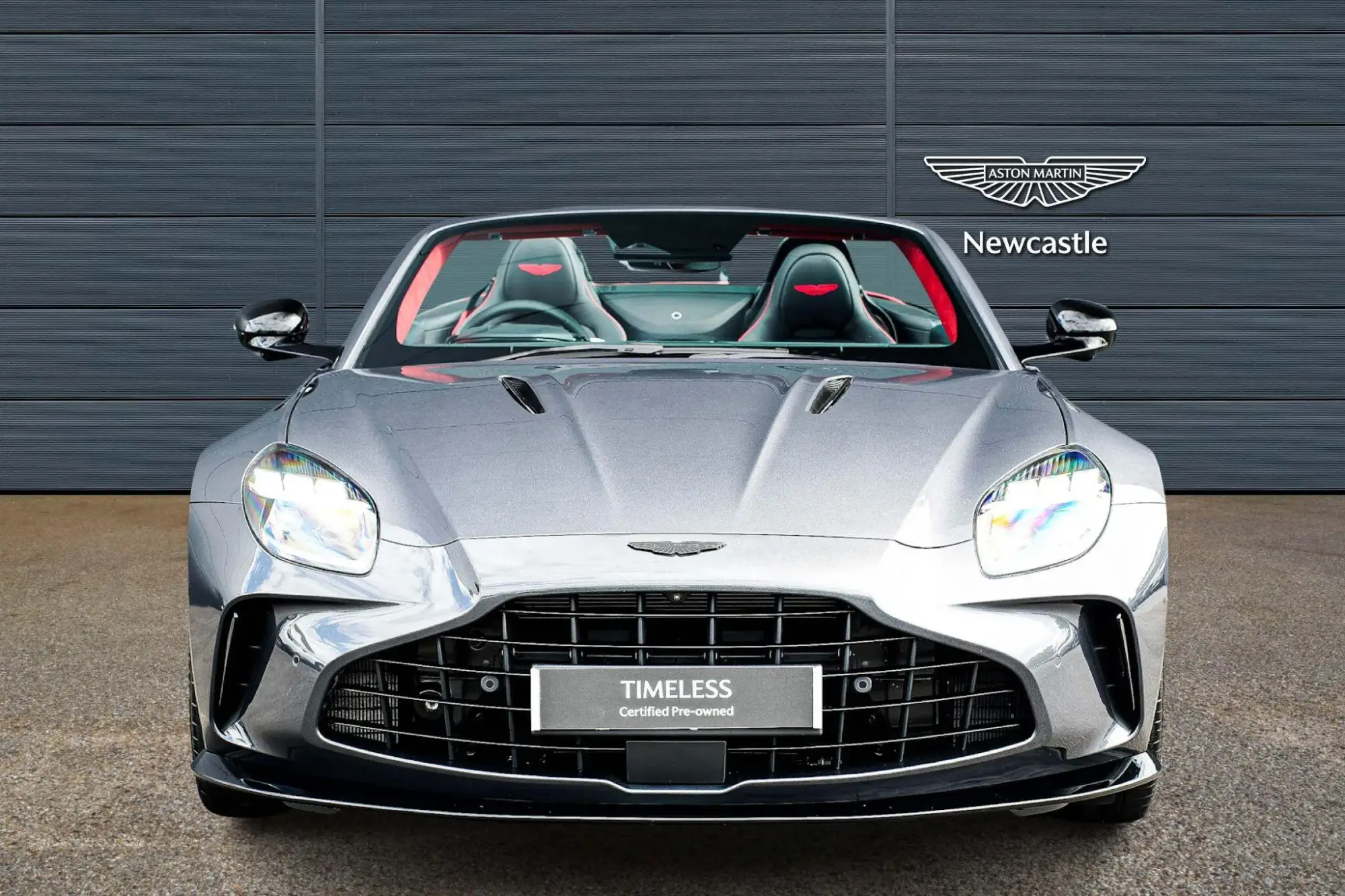 Aston Martin Vantage Image 2 Aston Martin Vantage Image 2