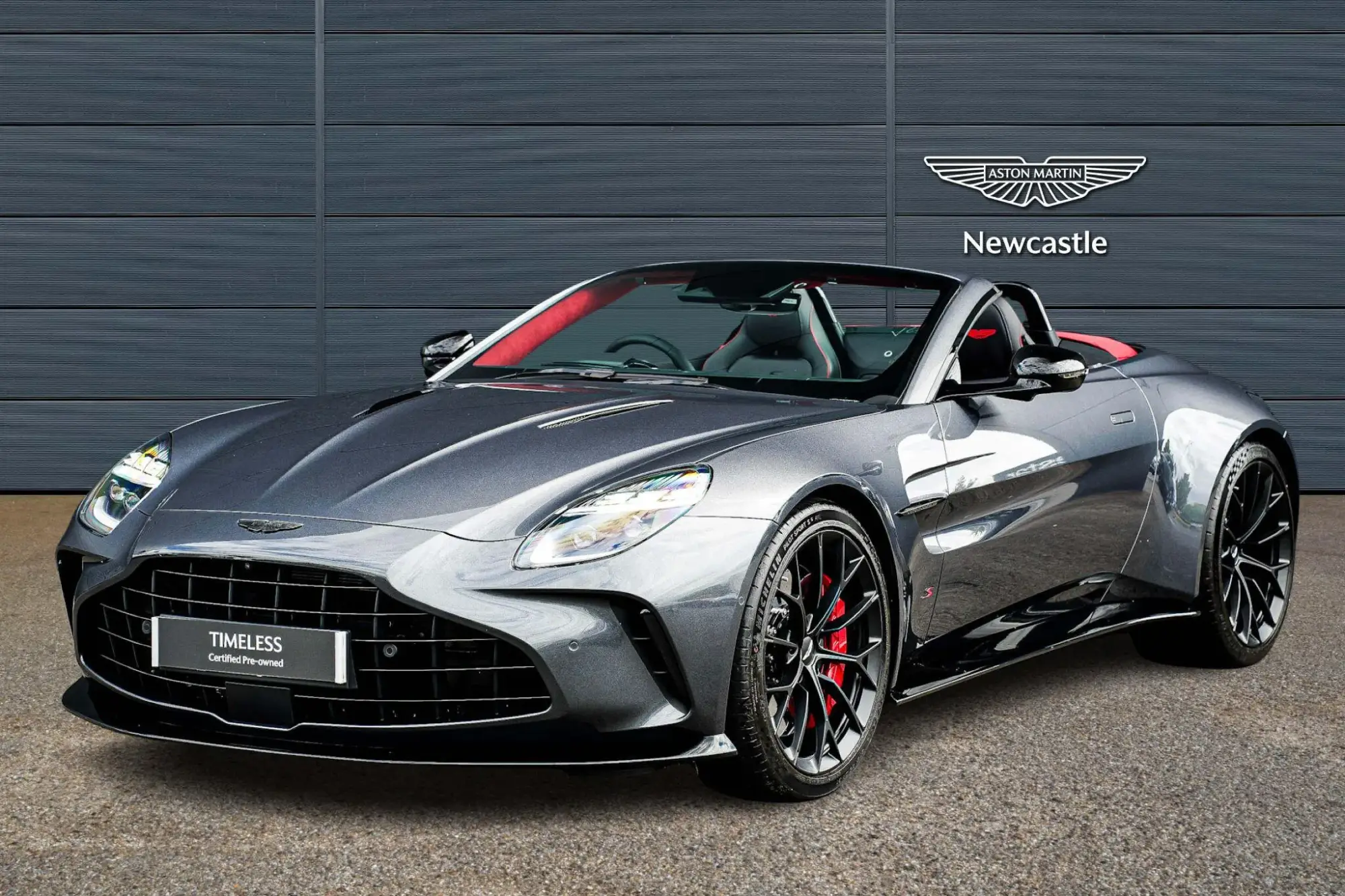 Aston Martin Vantage Image 3 Aston Martin Vantage Image 3