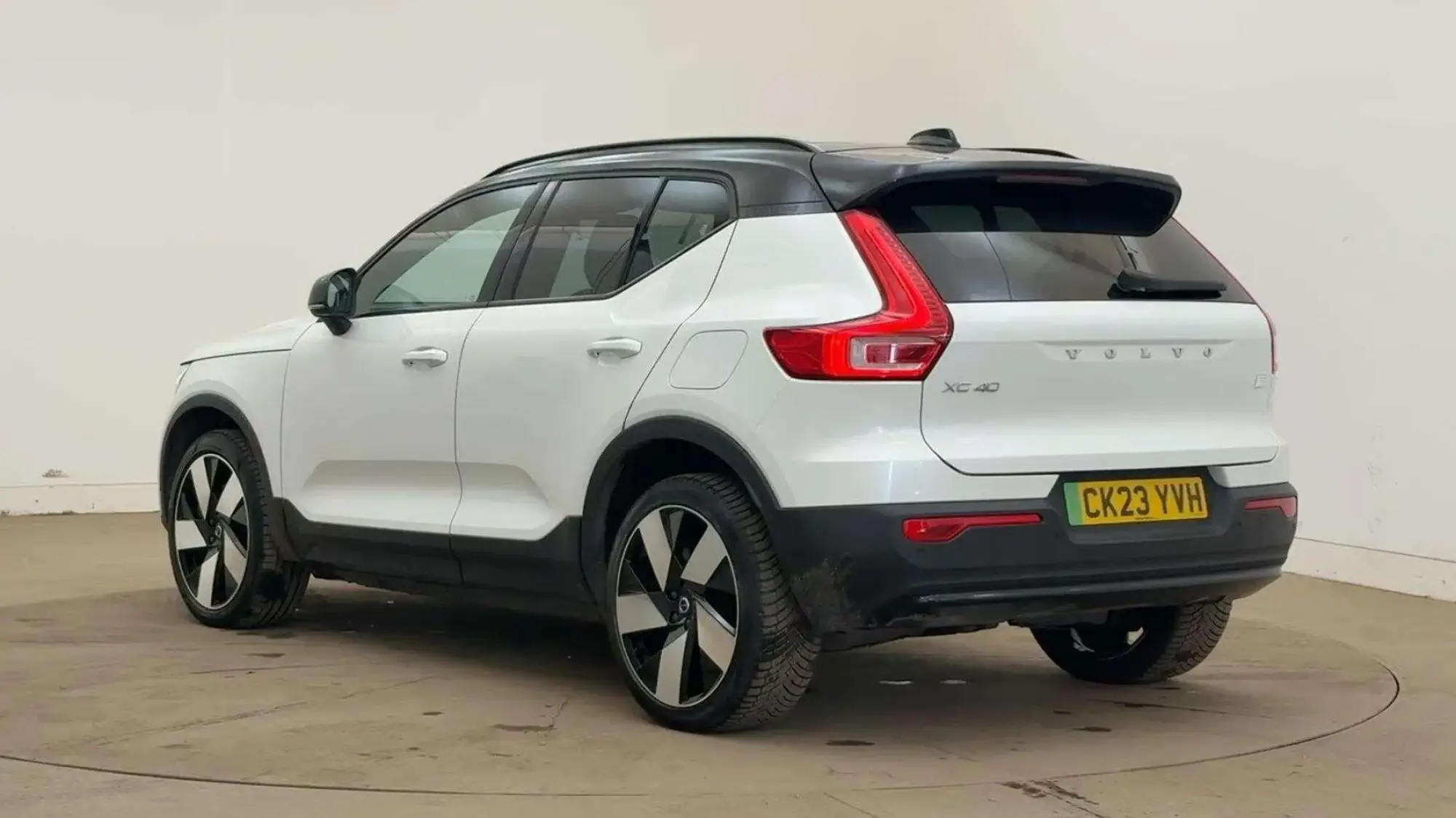 Volvo XC40 Recharge Electric Image 13 Volvo XC40 Recharge Electric Image 13