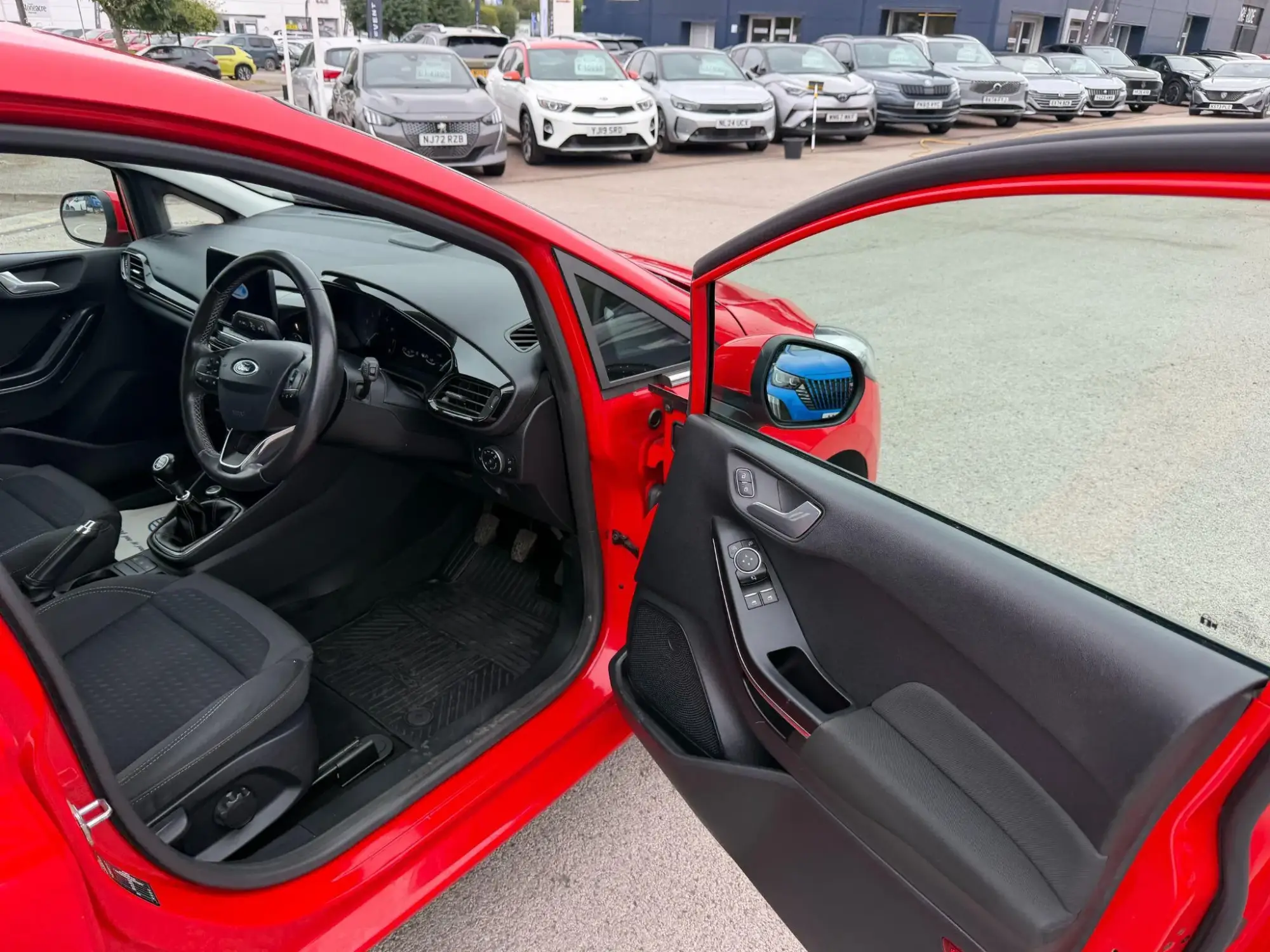 Ford Fiesta Image 17