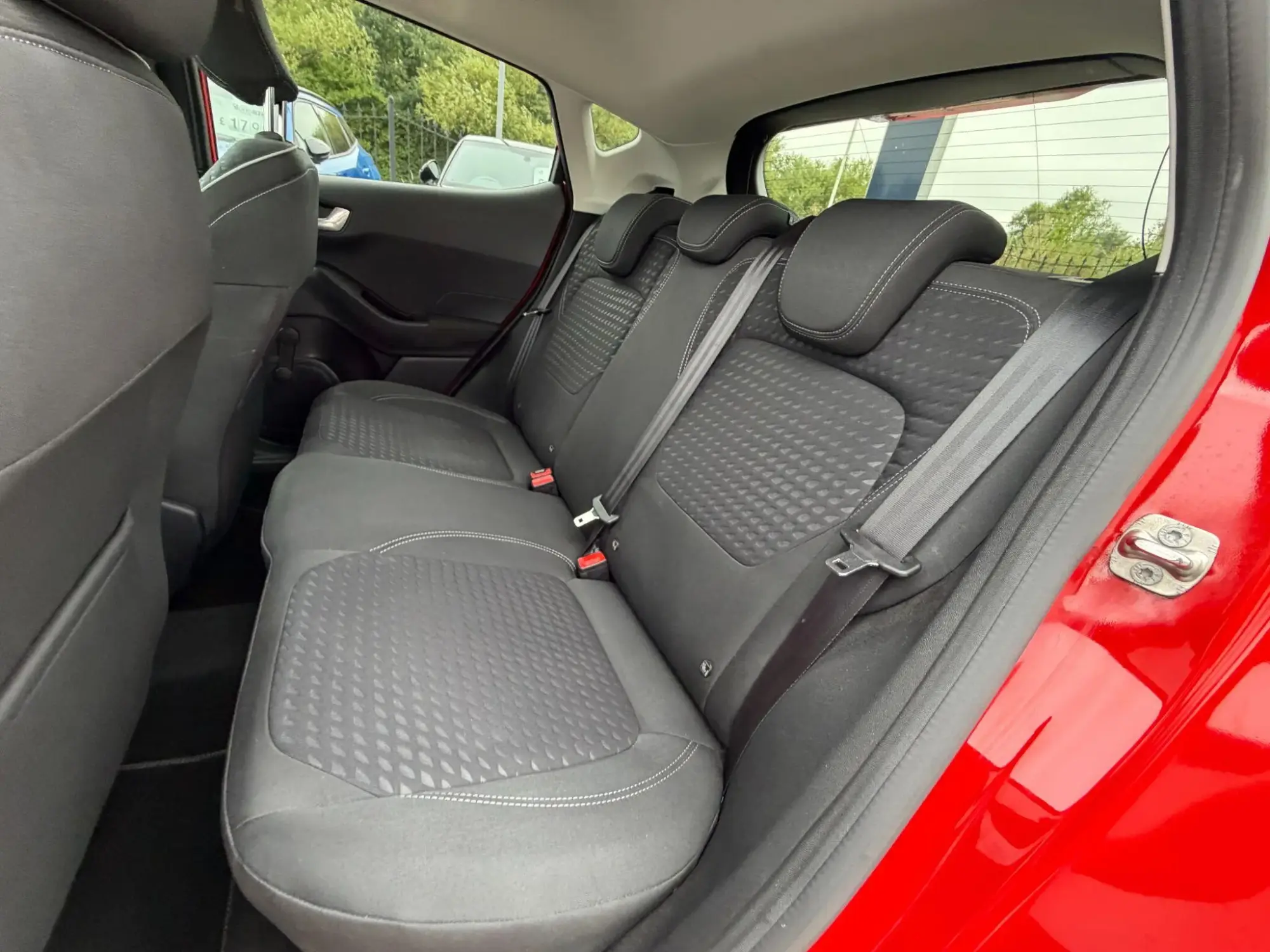 Ford Fiesta Image 25