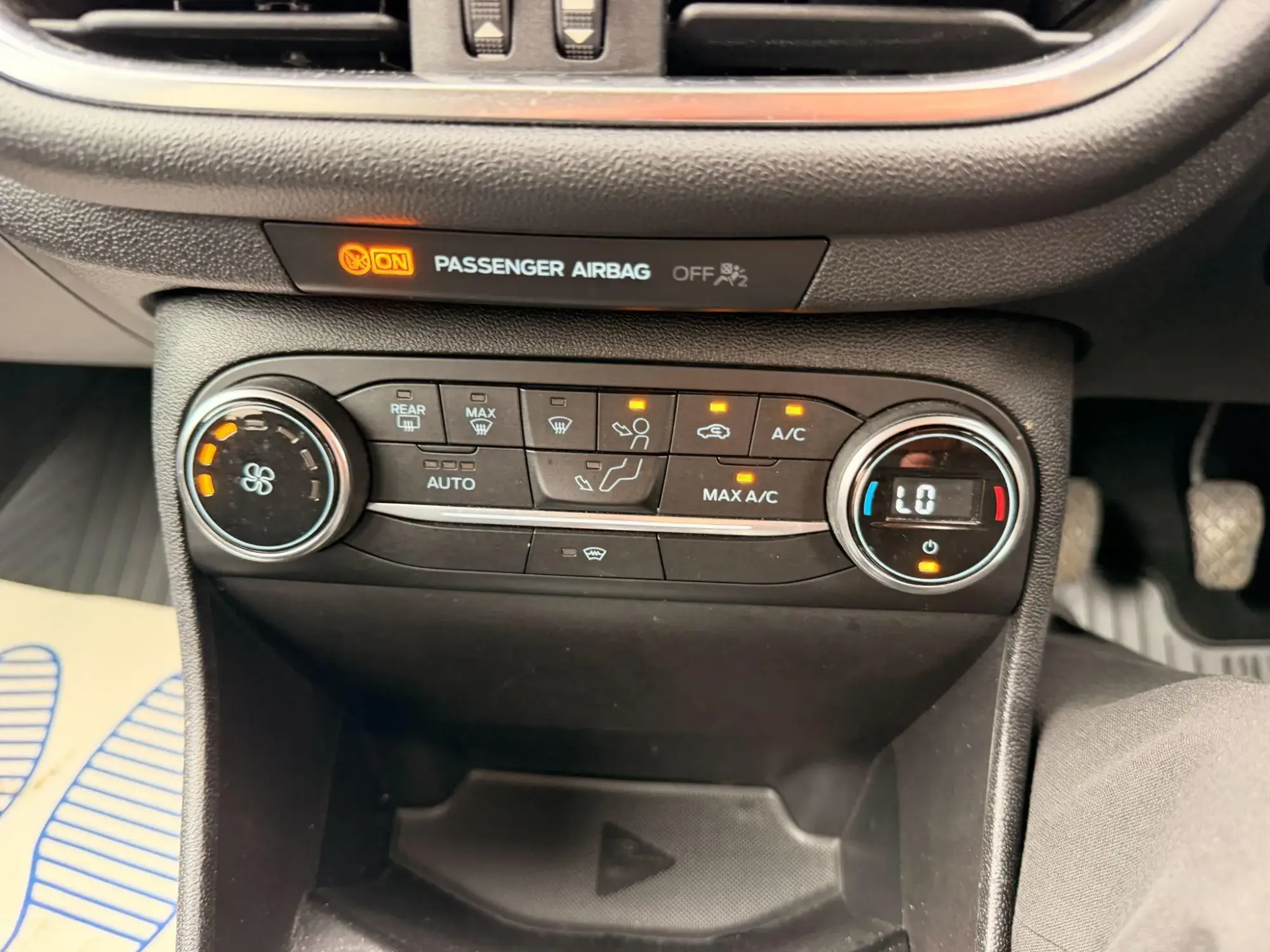 Ford Fiesta Image 38