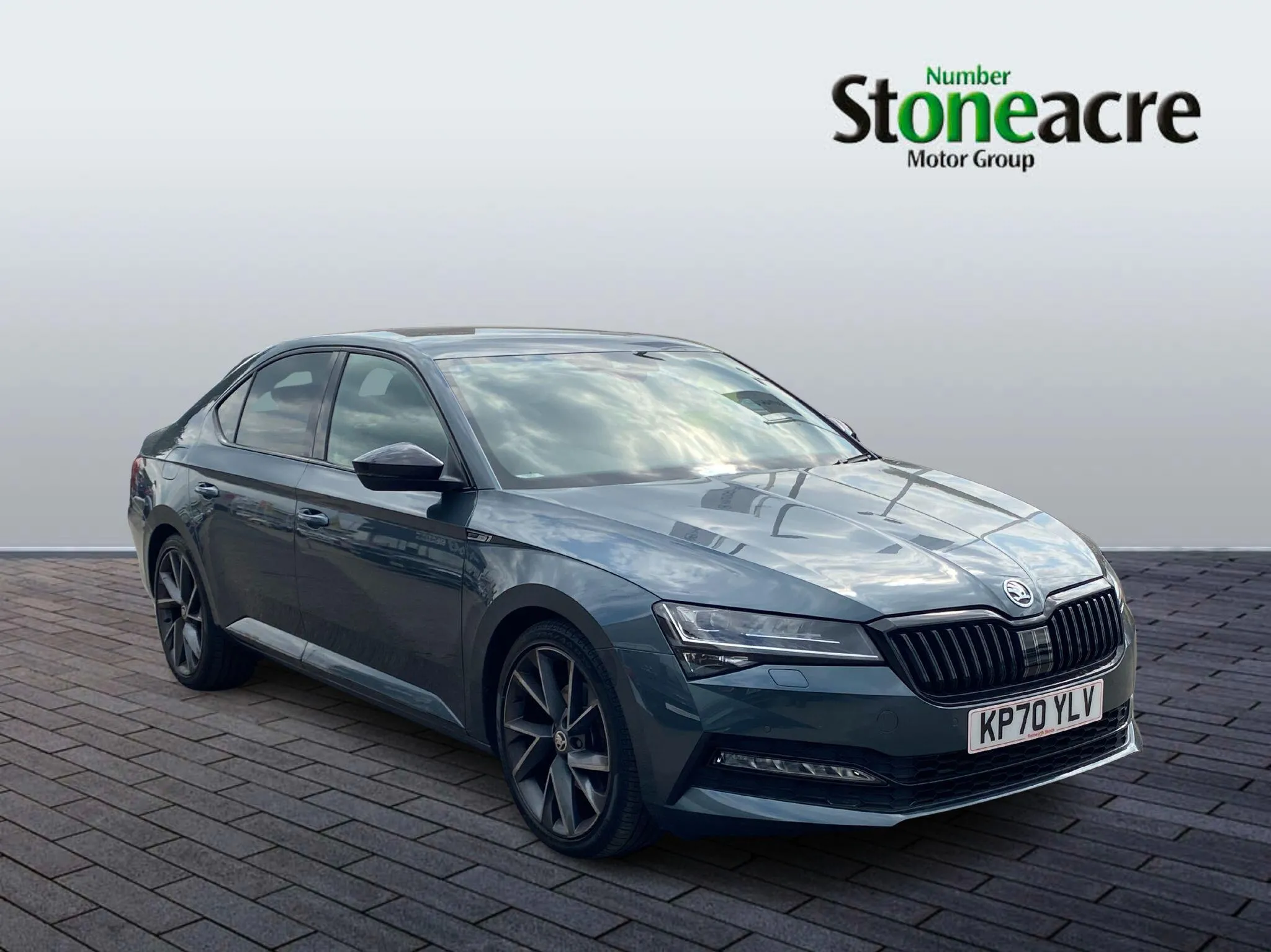 Skoda Superb dealer public-web source image