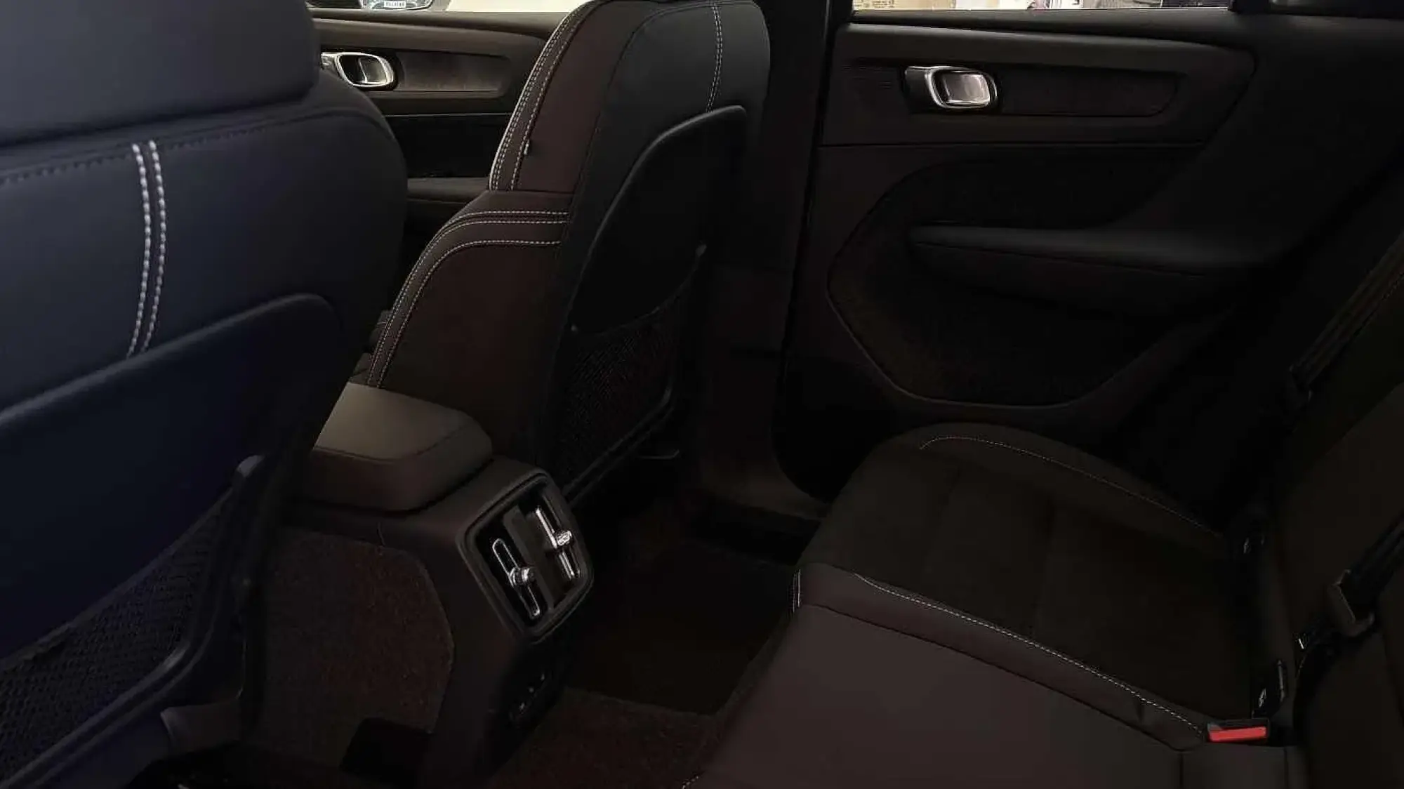 Volvo XC40 Recharge Electric Image 7 Volvo XC40 Recharge Electric Image 7