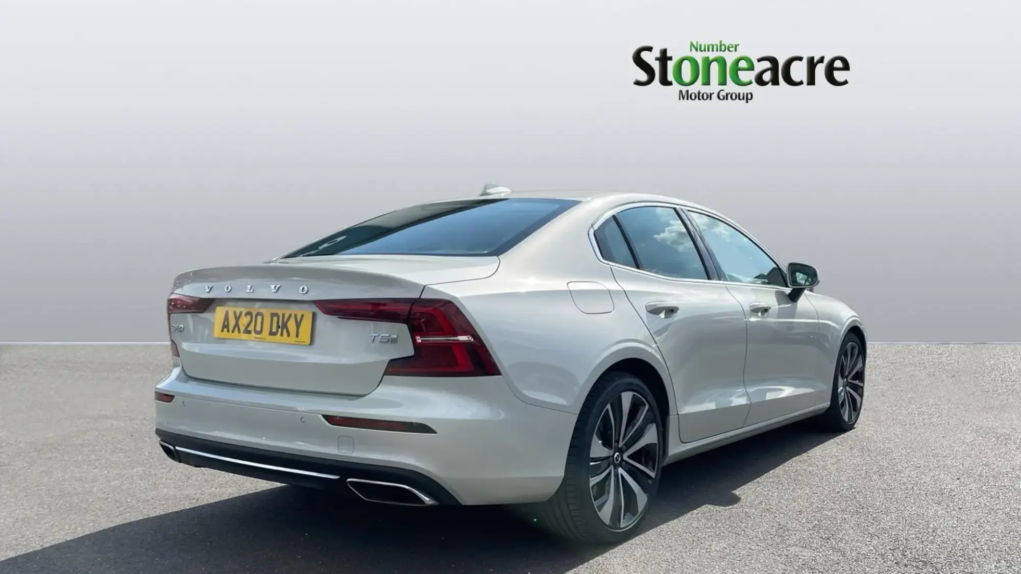 Volvo S60 2.0 T5 Inscription Plus 4dr Auto AX20DKY Image 2