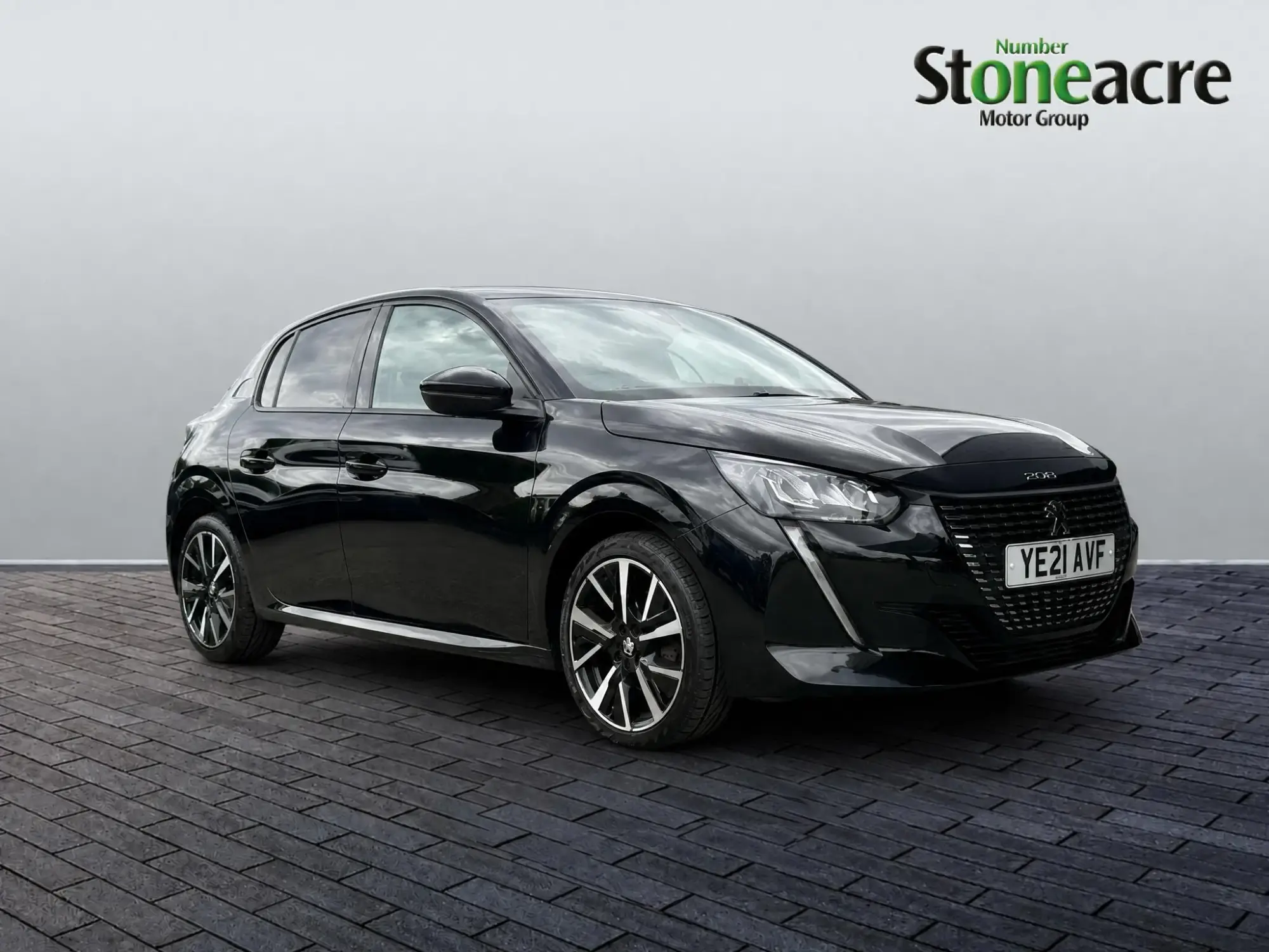 Peugeot 208 1.2 PureTech Allure Premium Hatchback 5dr Petrol Manual Euro 6 (s/s) (100 ps) YE21AVF Image 1