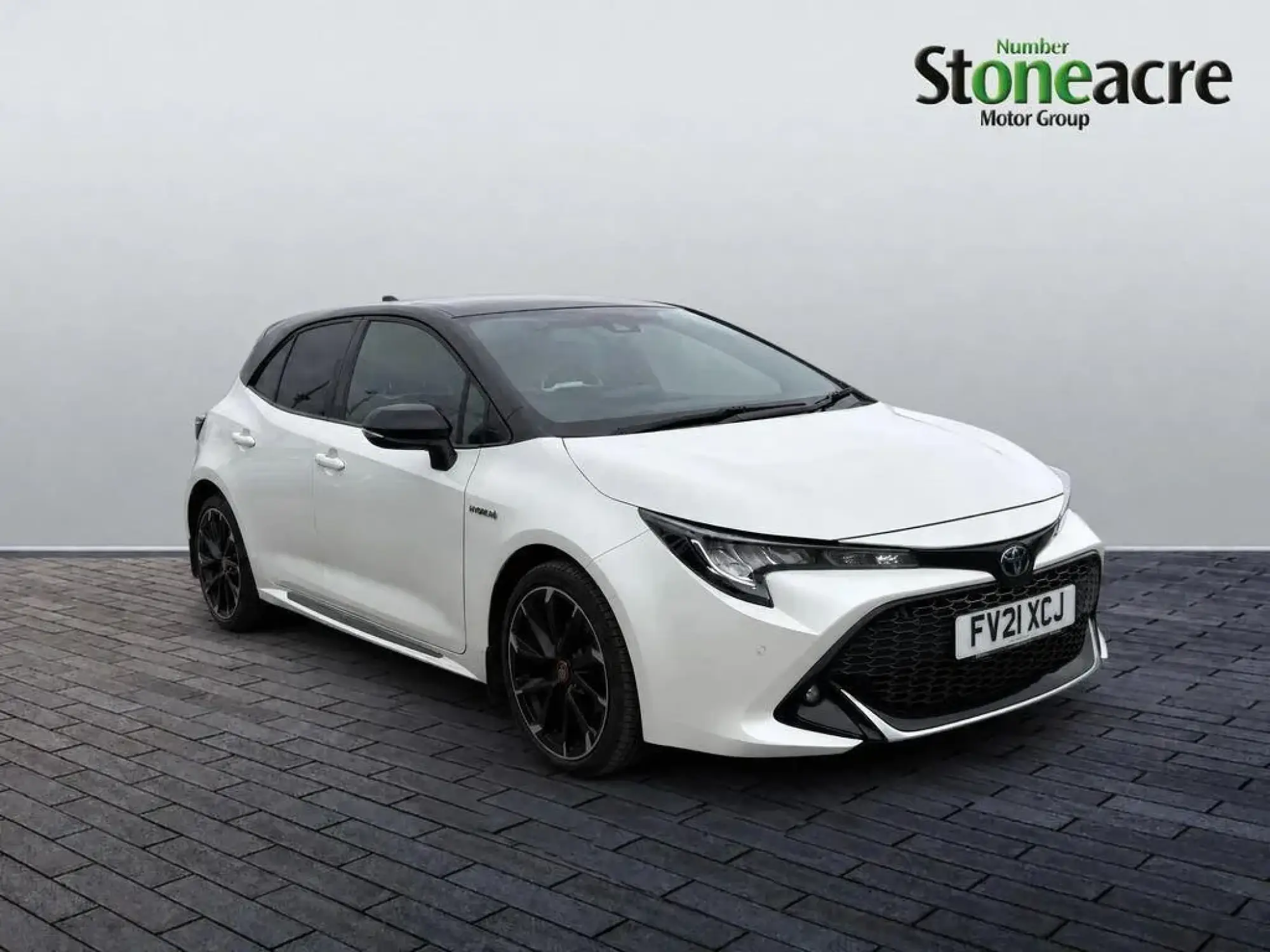 Toyota Corolla Hatchback 1.8 VVT-i Hybrid GR Sport 5dr CVT FV21XCJ Image 1