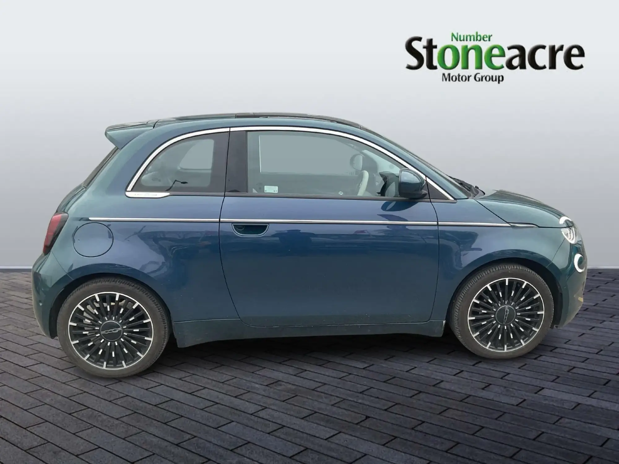 Fiat 500e 42kWh La Prima Auto 3dr DF22UOA Image 2