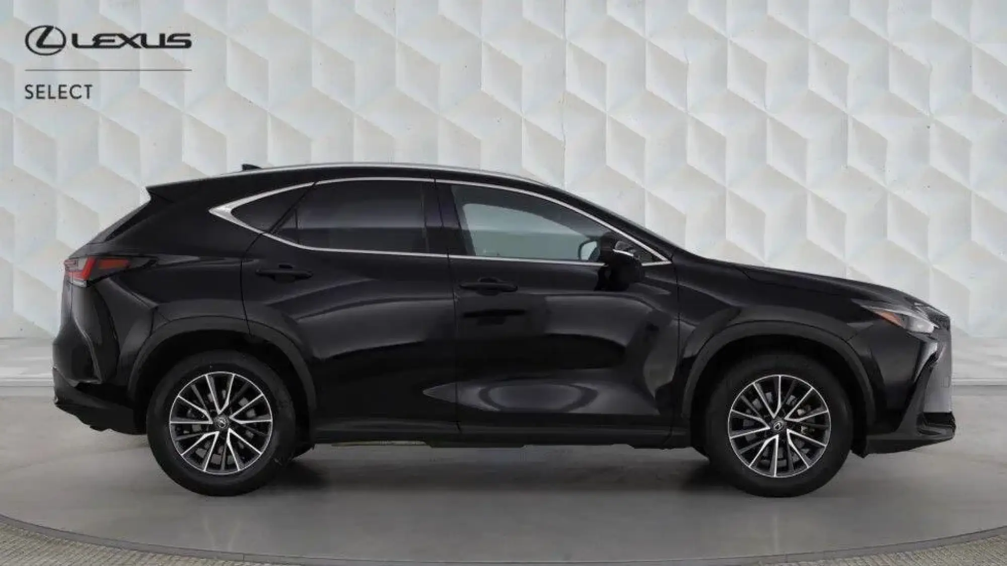 Lexus NX Self-Charging Hybrid 2.5 350h Premium E-CVT 4WD Euro 6 (s/s) 5dr ML72LAE Image 2