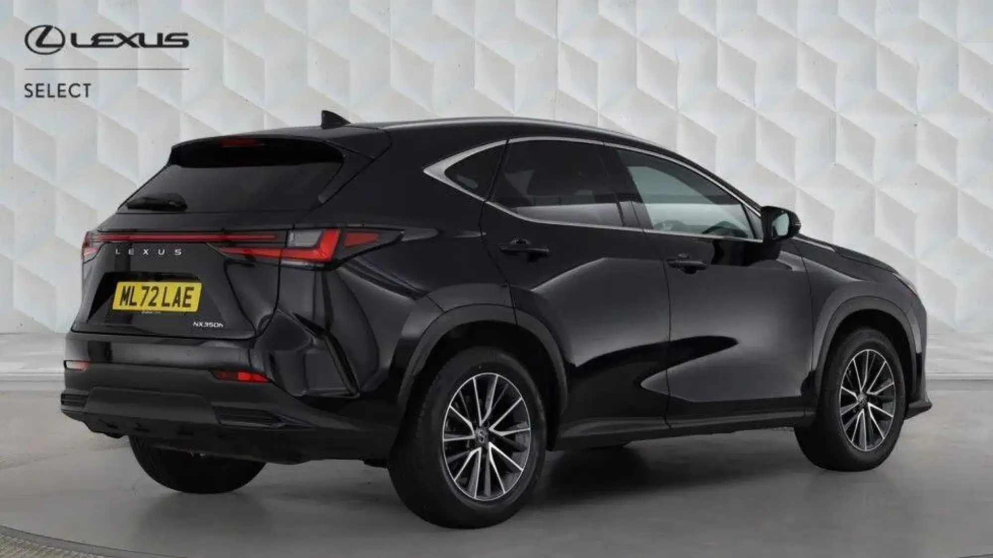 Lexus NX Self-Charging Hybrid 2.5 350h Premium E-CVT 4WD Euro 6 (s/s) 5dr ML72LAE Image 3