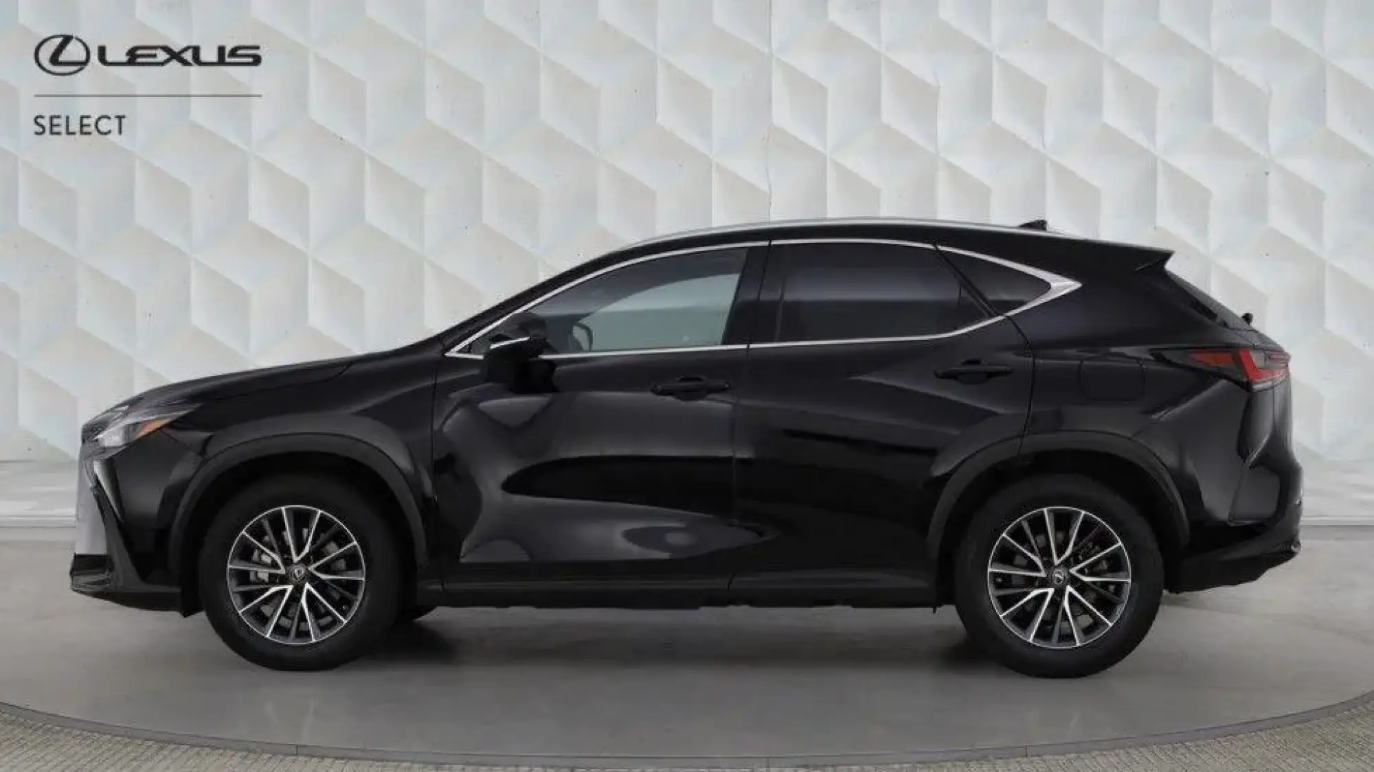Lexus NX Self-Charging Hybrid Image 6 Lexus NX Self-Charging Hybrid Image 6