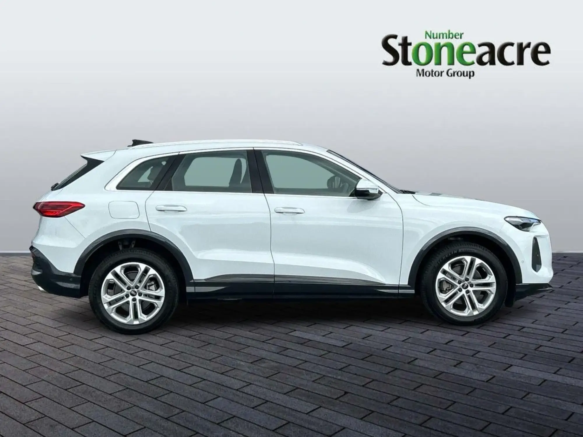 Audi Q5 2.0 TFSI Sport S Tronic quattro Euro 6 (s/s) 5dr ND25MZN Image 2