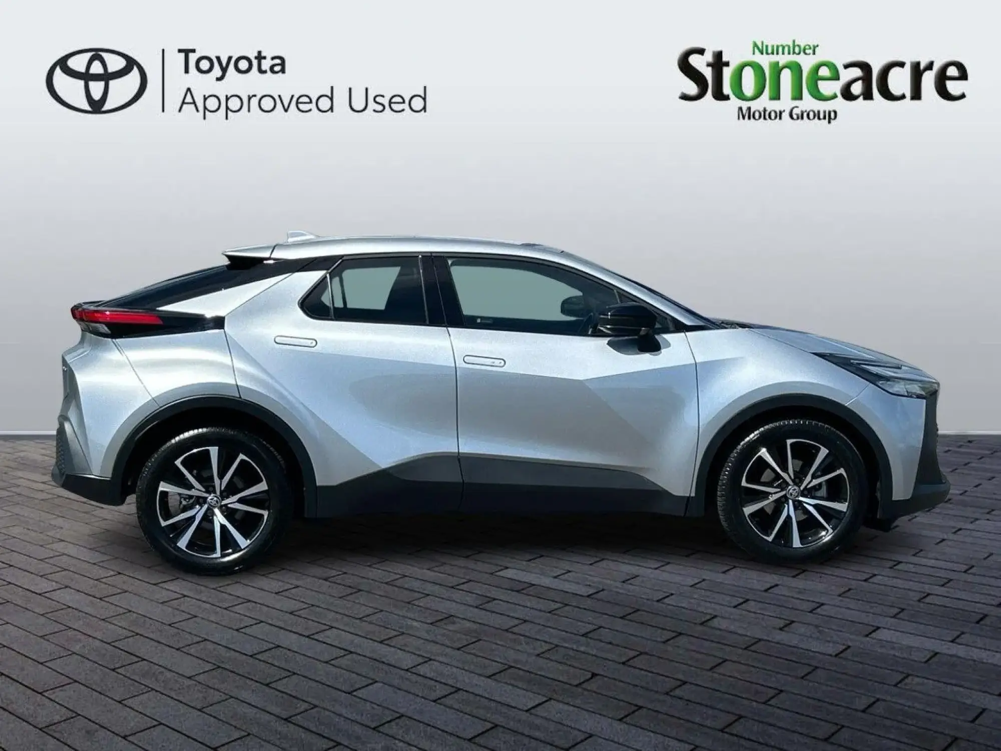 Toyota C-HR Self-Charging Hybrid Image 2 Toyota C-HR Self-Charging Hybrid Image 2