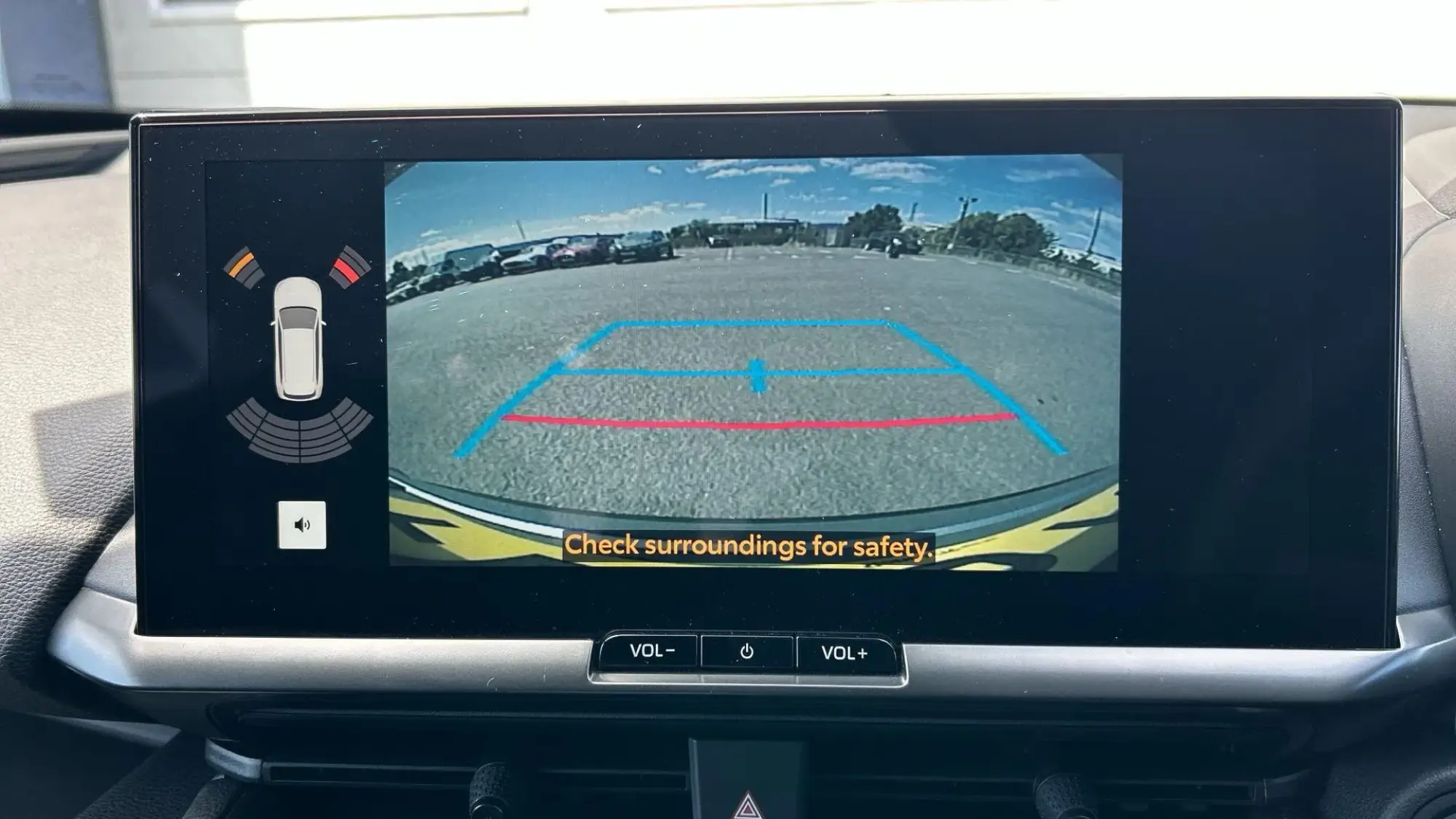 Toyota C-HR Self-Charging Hybrid Image 19 Toyota C-HR Self-Charging Hybrid Image 19