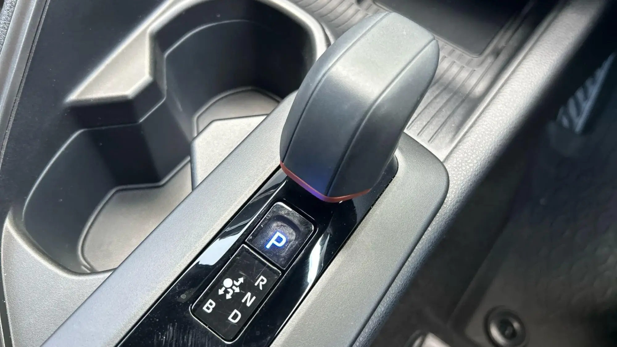 Toyota C-HR Self-Charging Hybrid Image 33 Toyota C-HR Self-Charging Hybrid Image 33