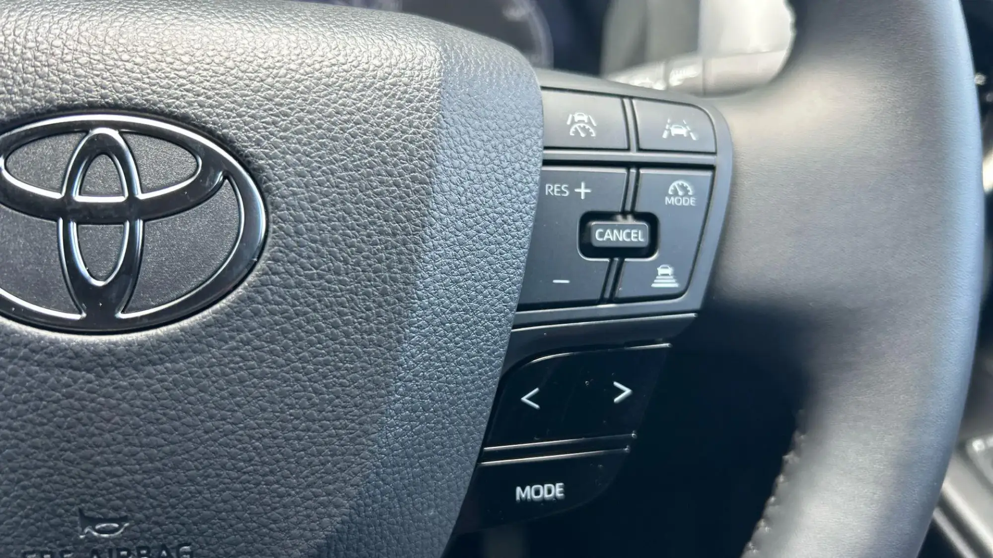 Toyota C-HR Self-Charging Hybrid Image 36 Toyota C-HR Self-Charging Hybrid Image 36