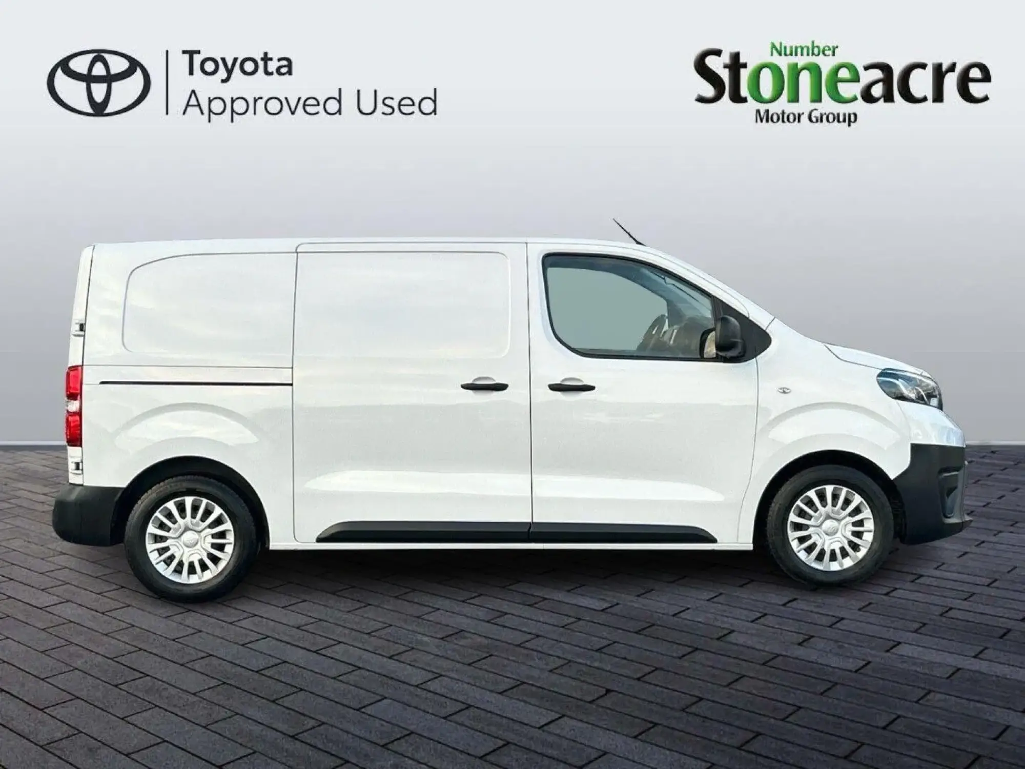 Toyota Proace 1.5D Icon Medium Panel Van MWB Euro 6 (s/s) 6dr NV75OCX Image 2