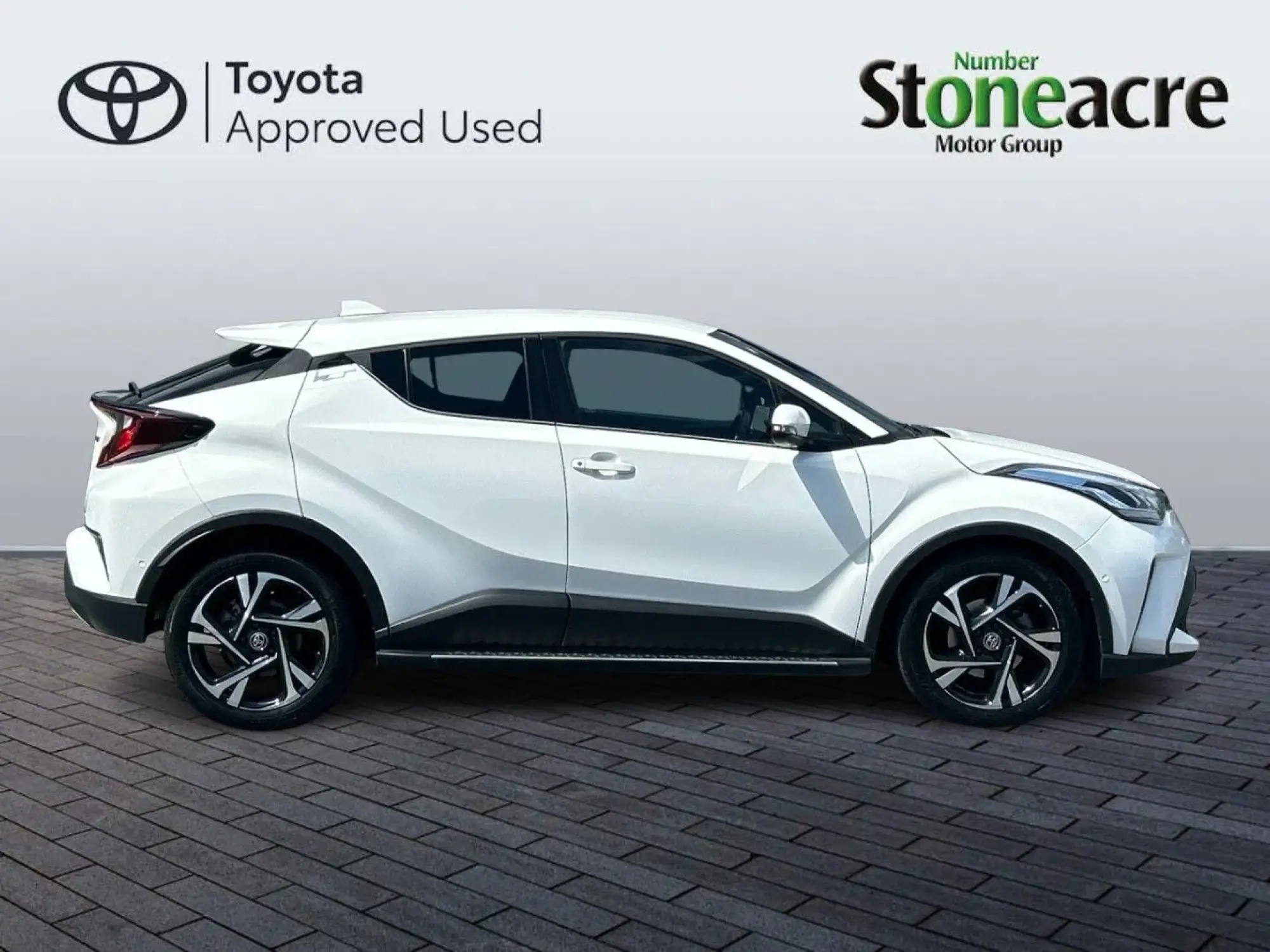 Toyota C-HR Self-Charging Hybrid Image 2
