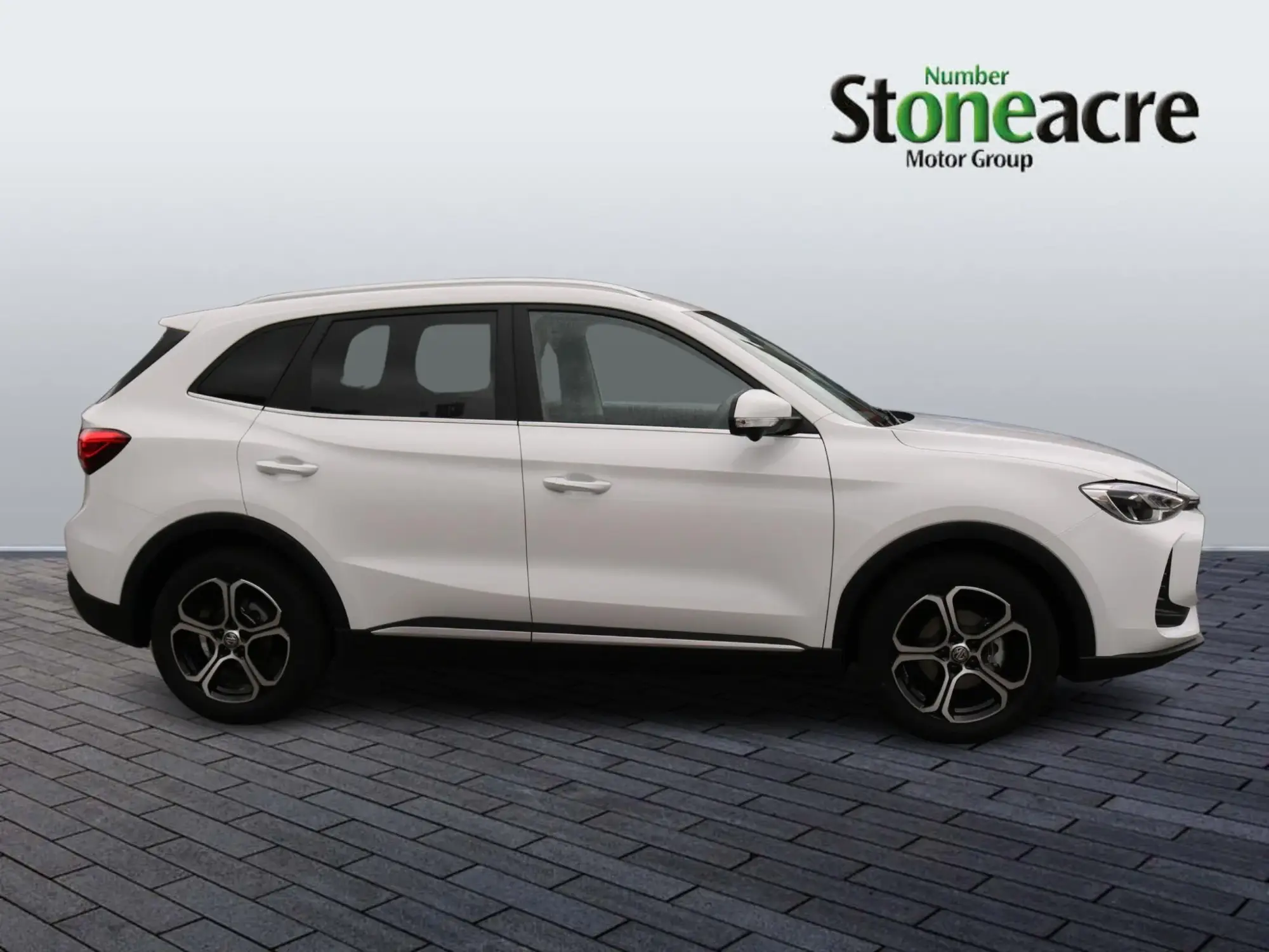 MG ZS 1.5 SE Euro 6 (s/s) 5dr ME26ADX Image 2