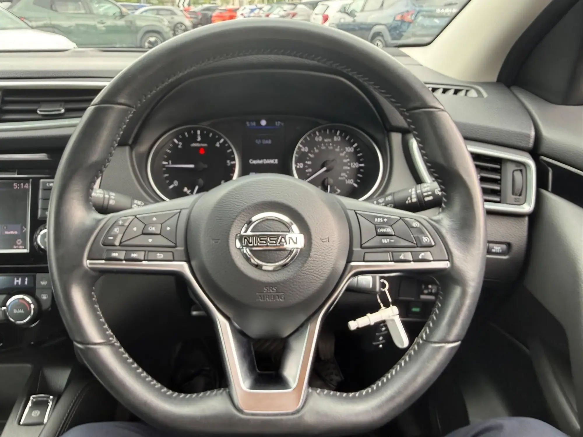 Nissan Qashqai Image 20 Nissan Qashqai Image 20