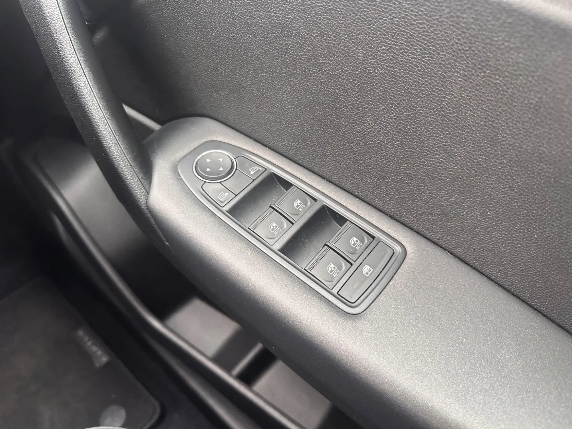 Renault Captur Image 25