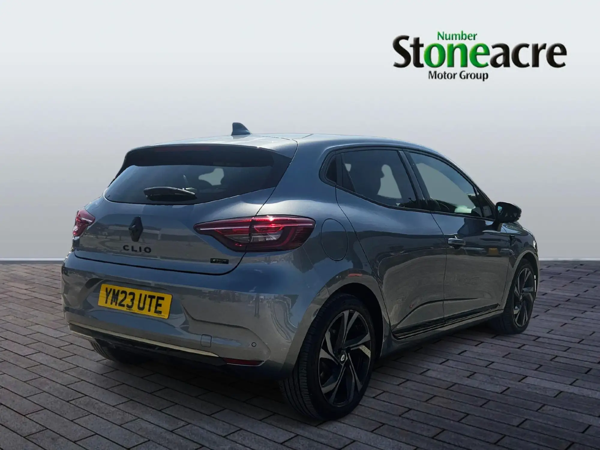 Renault Clio E-Tech Image 3