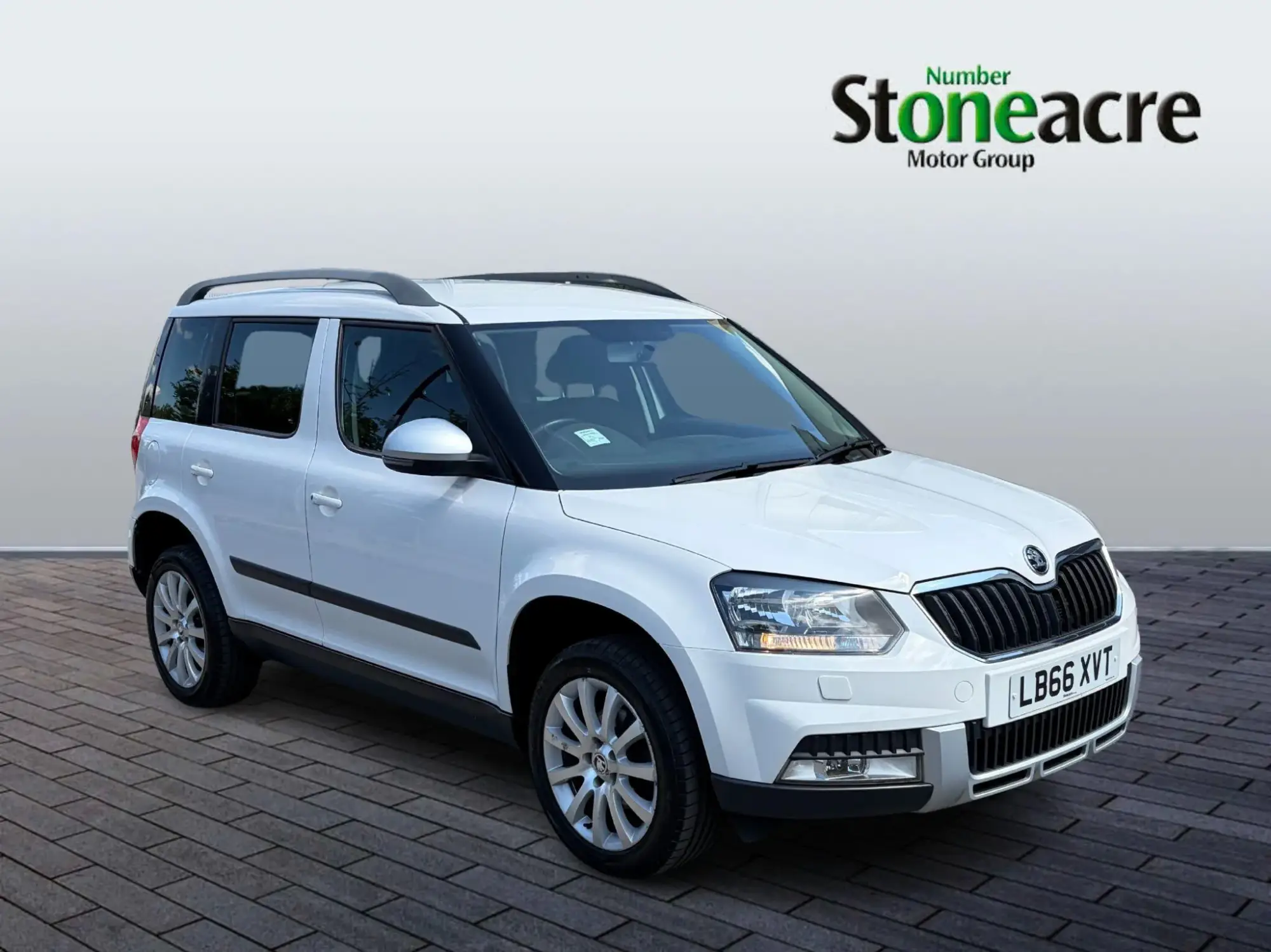 Skoda Yeti 2.0 TDI SE Business Outdoor 4WD Euro 6 (s/s) 5dr LB66XVT Image 1
