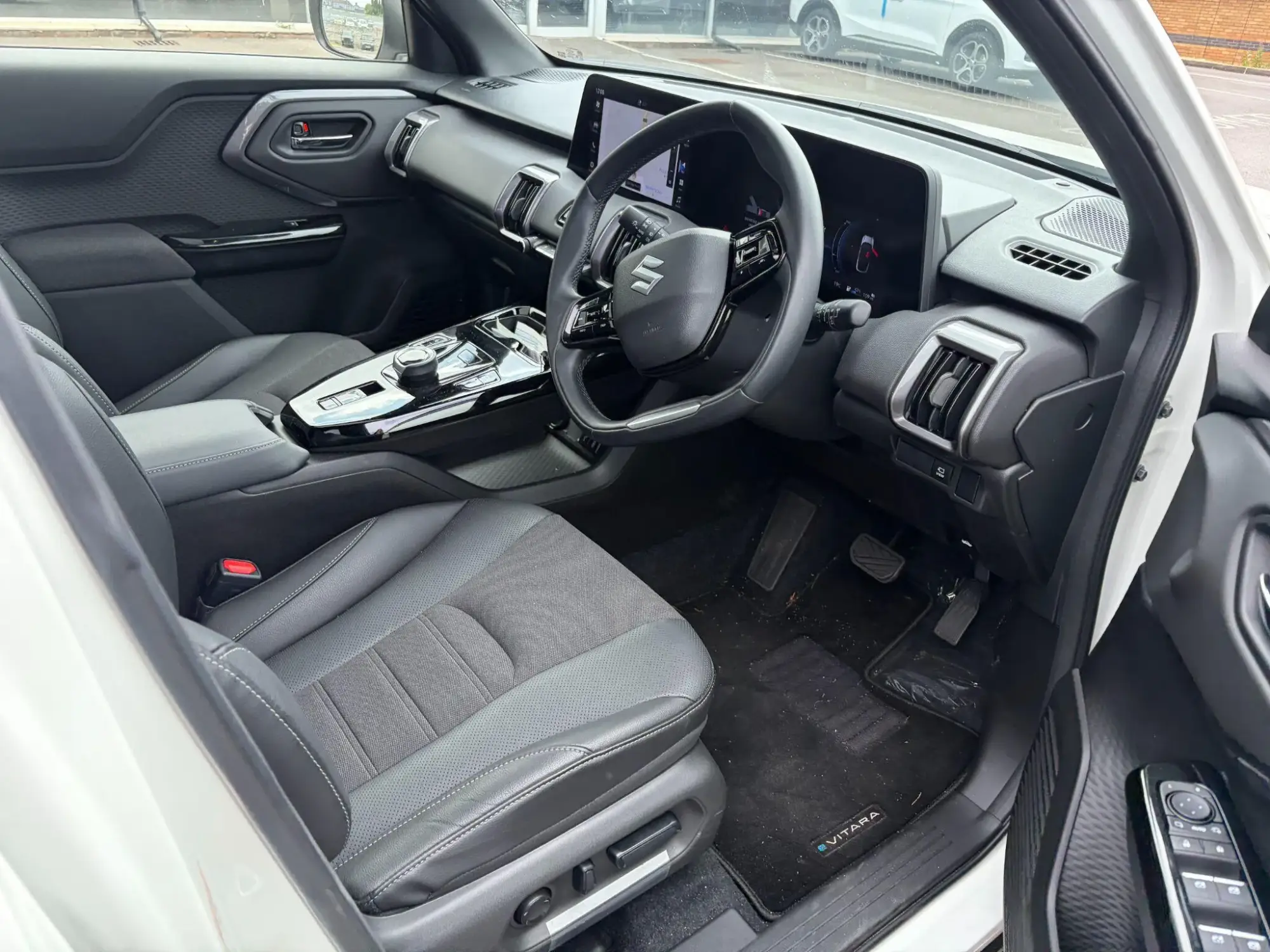 Suzuki e VITARA Image 10 Suzuki e VITARA Image 10