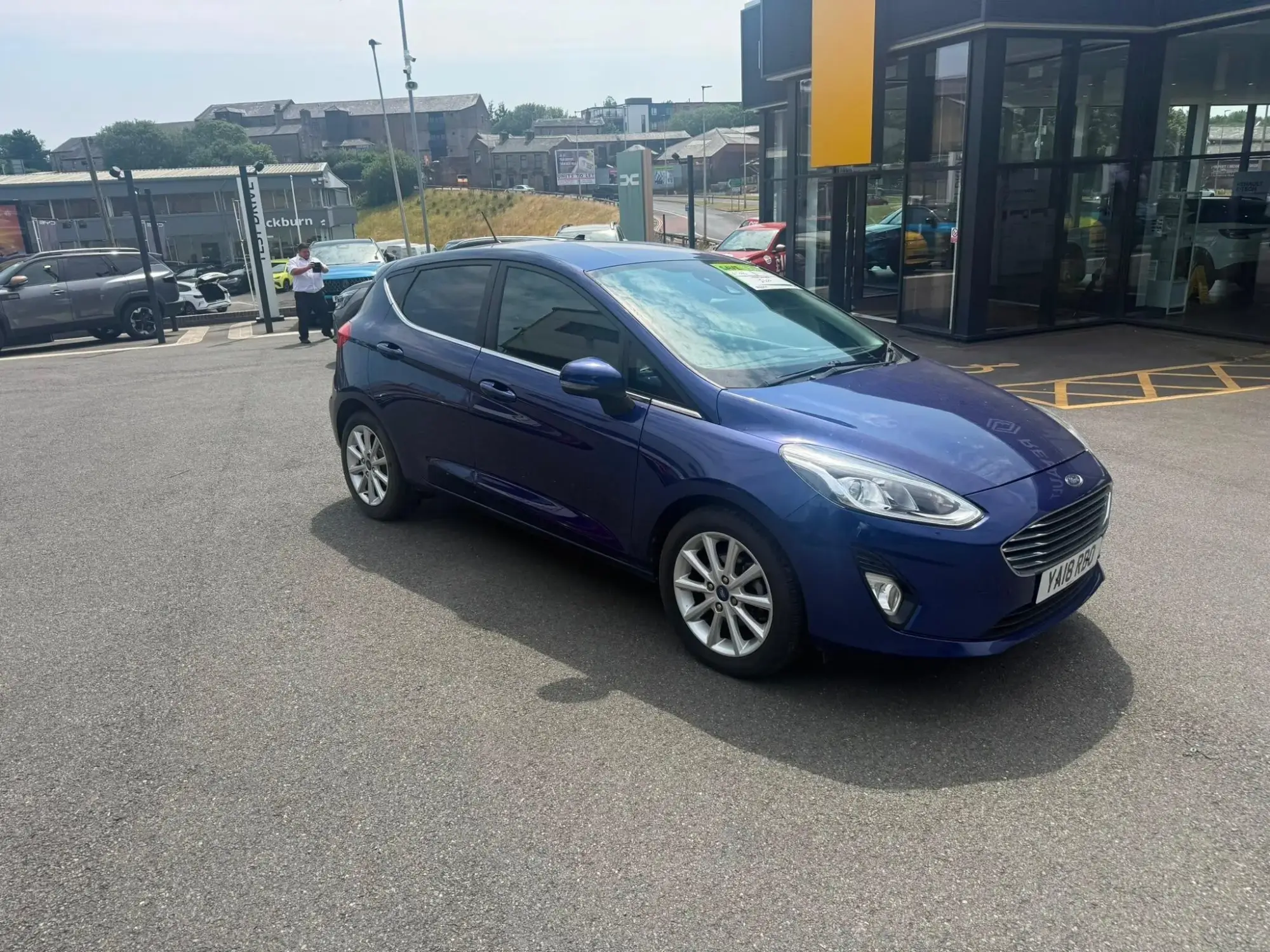 Ford Fiesta 1.0T EcoBoost Titanium Euro 6 (s/s) 5dr YA18RBO Image 1