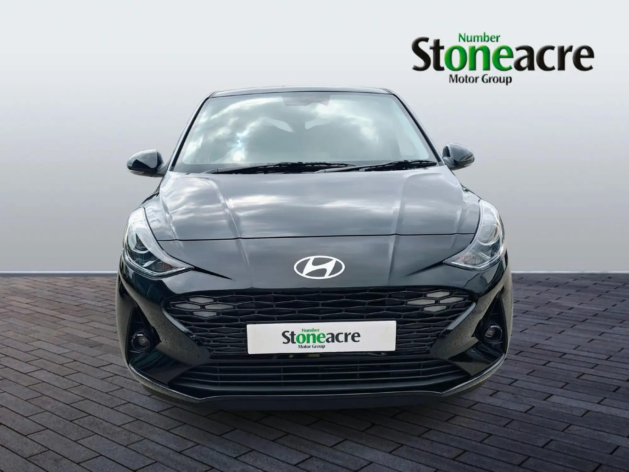 Hyundai i10 Image 2