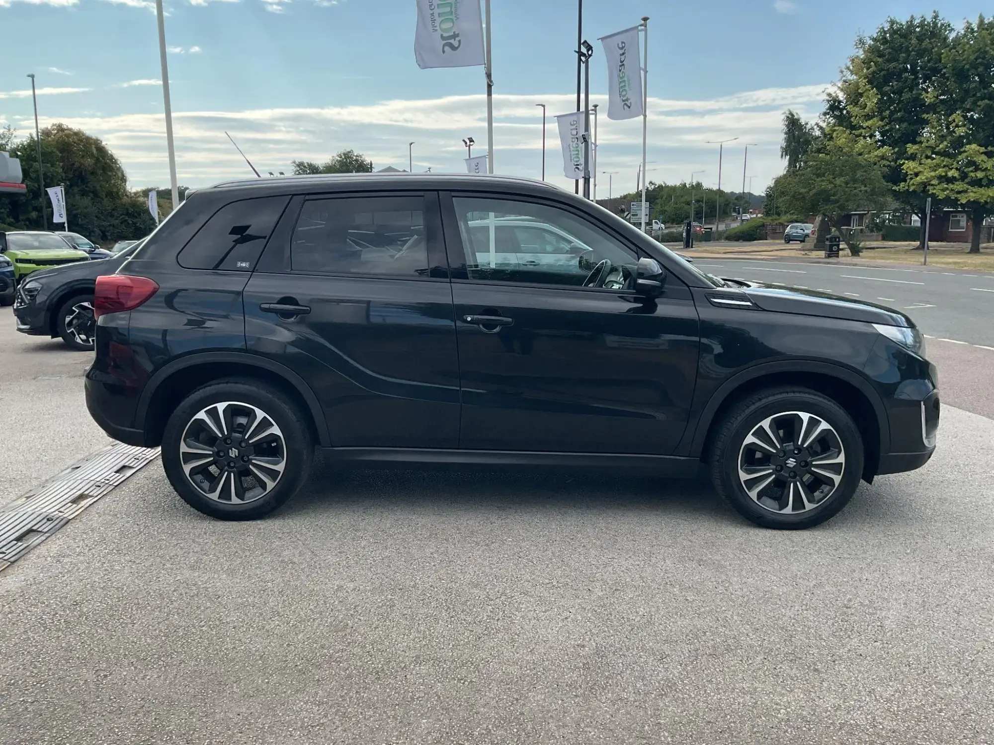 Suzuki Vitara 1.4 Boosterjet MHEV SZ5 Auto ALLGRIP Euro 6 (s/s) 5dr VU21XKV Image 2
