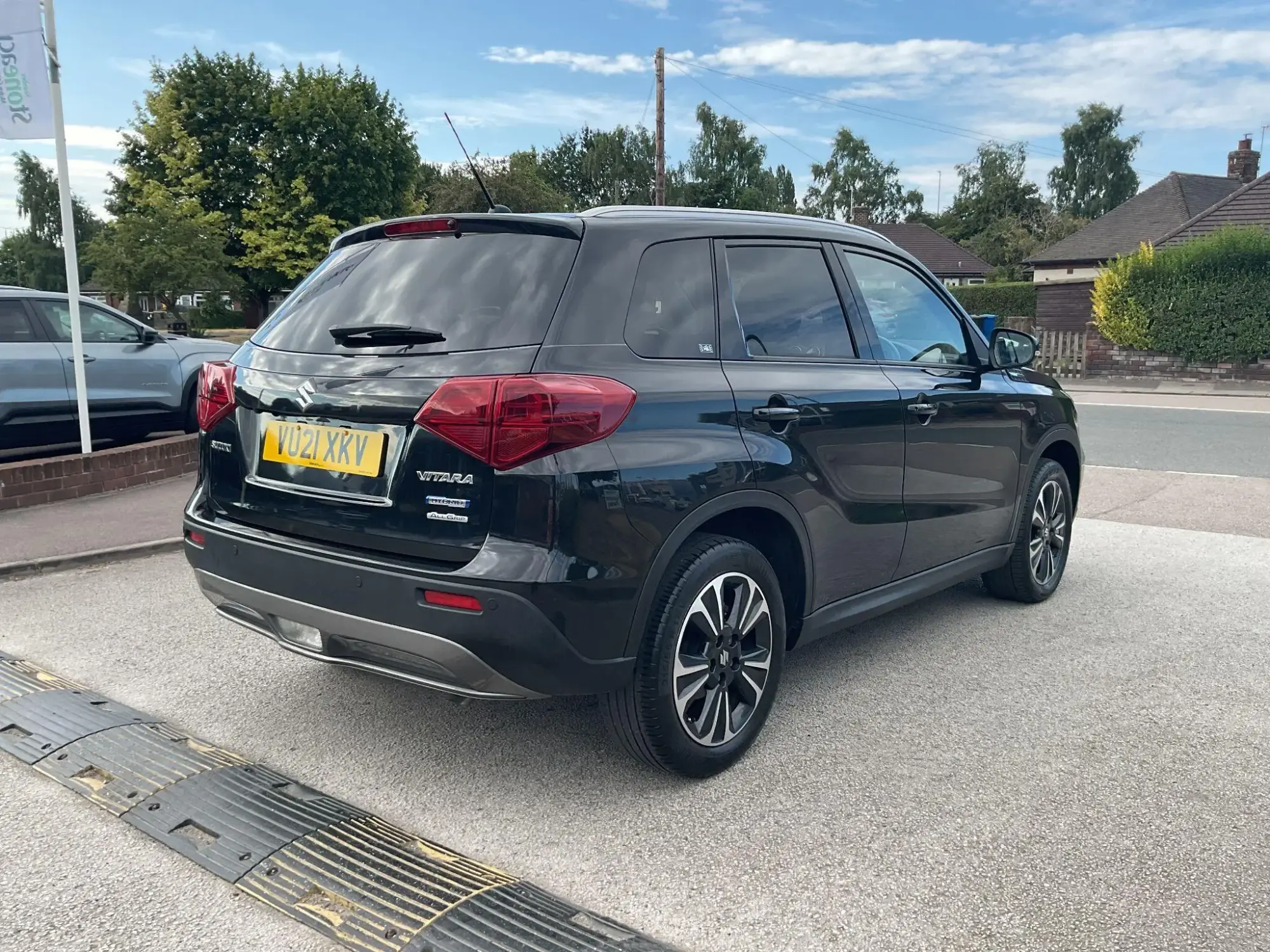 Suzuki Vitara 1.4 Boosterjet MHEV SZ5 Auto ALLGRIP Euro 6 (s/s) 5dr VU21XKV Image 3